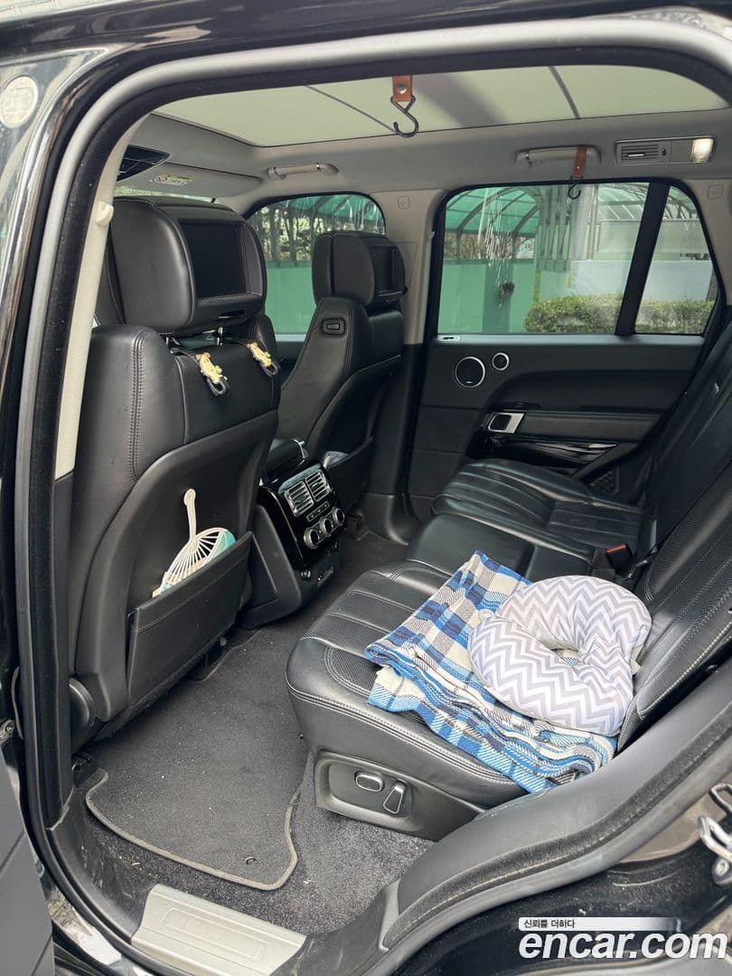 Main__Slider__Photo:Range Rover Land Rover 2015.3-7