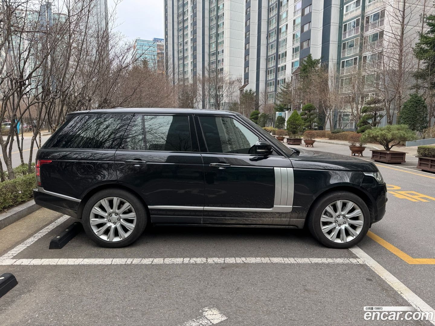 Main__Slider__Photo:Range Rover Land Rover 2015.3-12