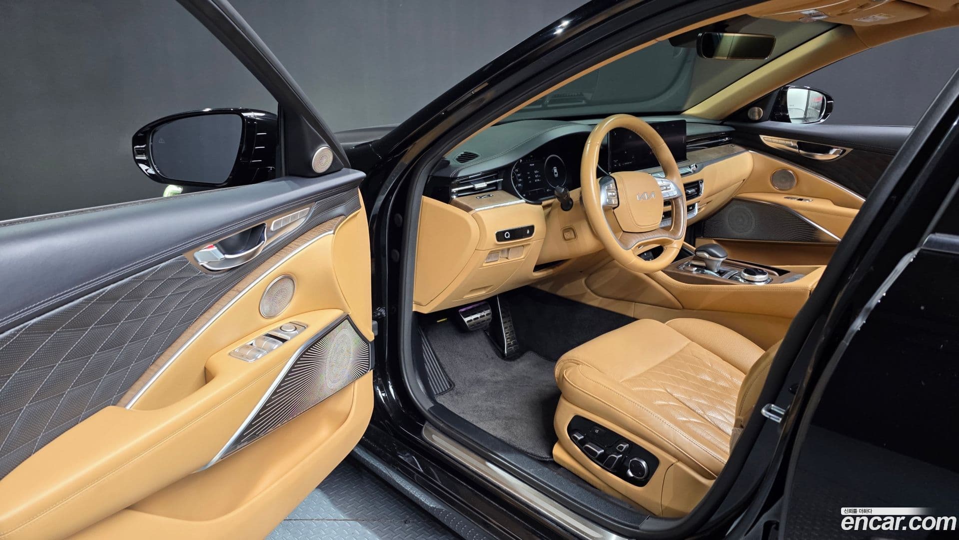 Main__Slider__Photo:K9 Kia 2023.1-9