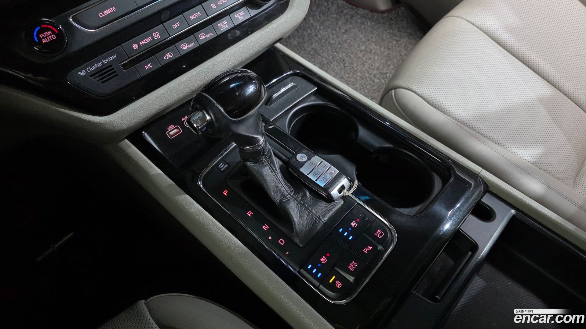 Main__Slider__Photo:Canival Kia 2015.5-8