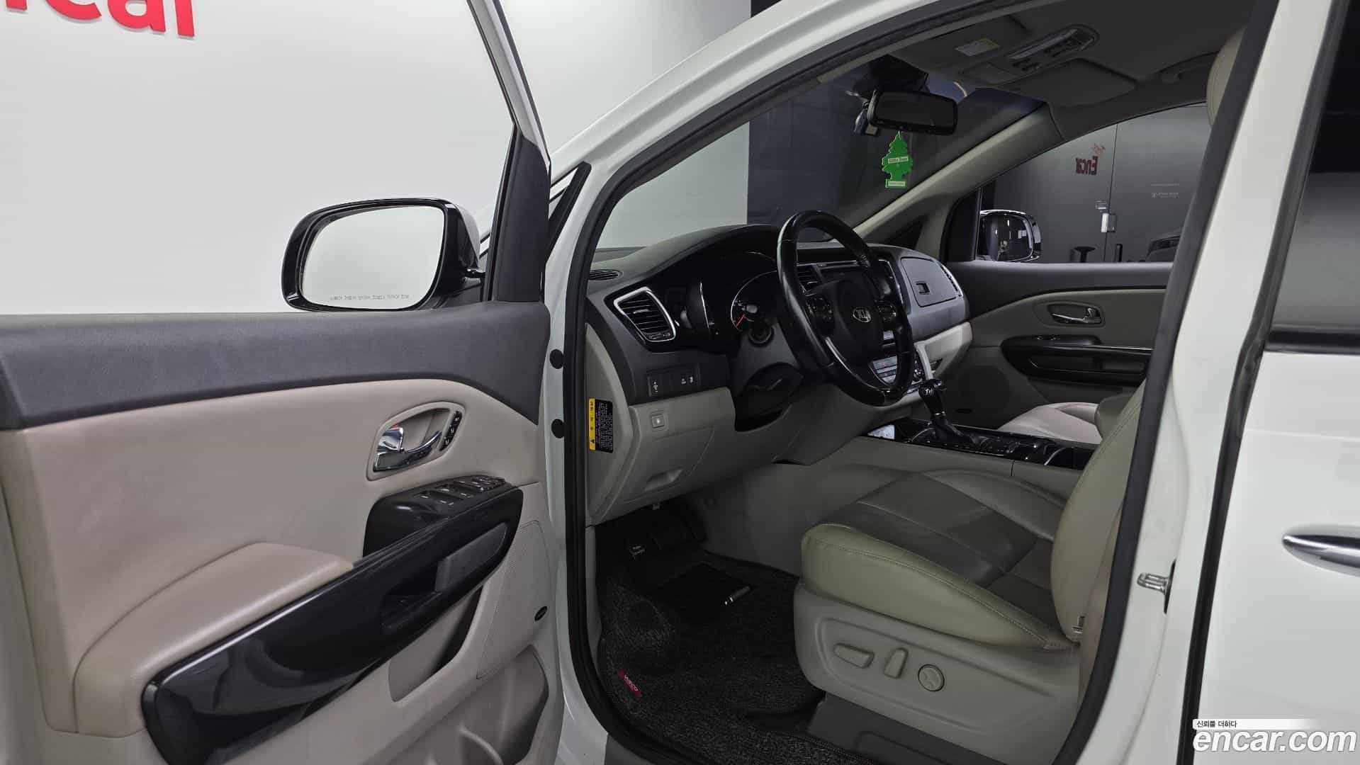 Canival Kia 2015.5-INNER-010