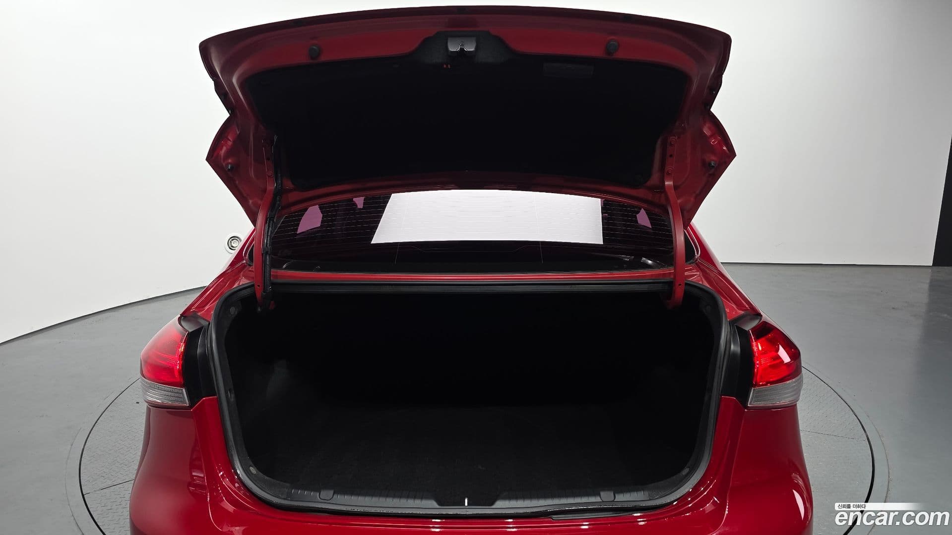 Main__Slider__Photo:K3 Kia 2016.3-19