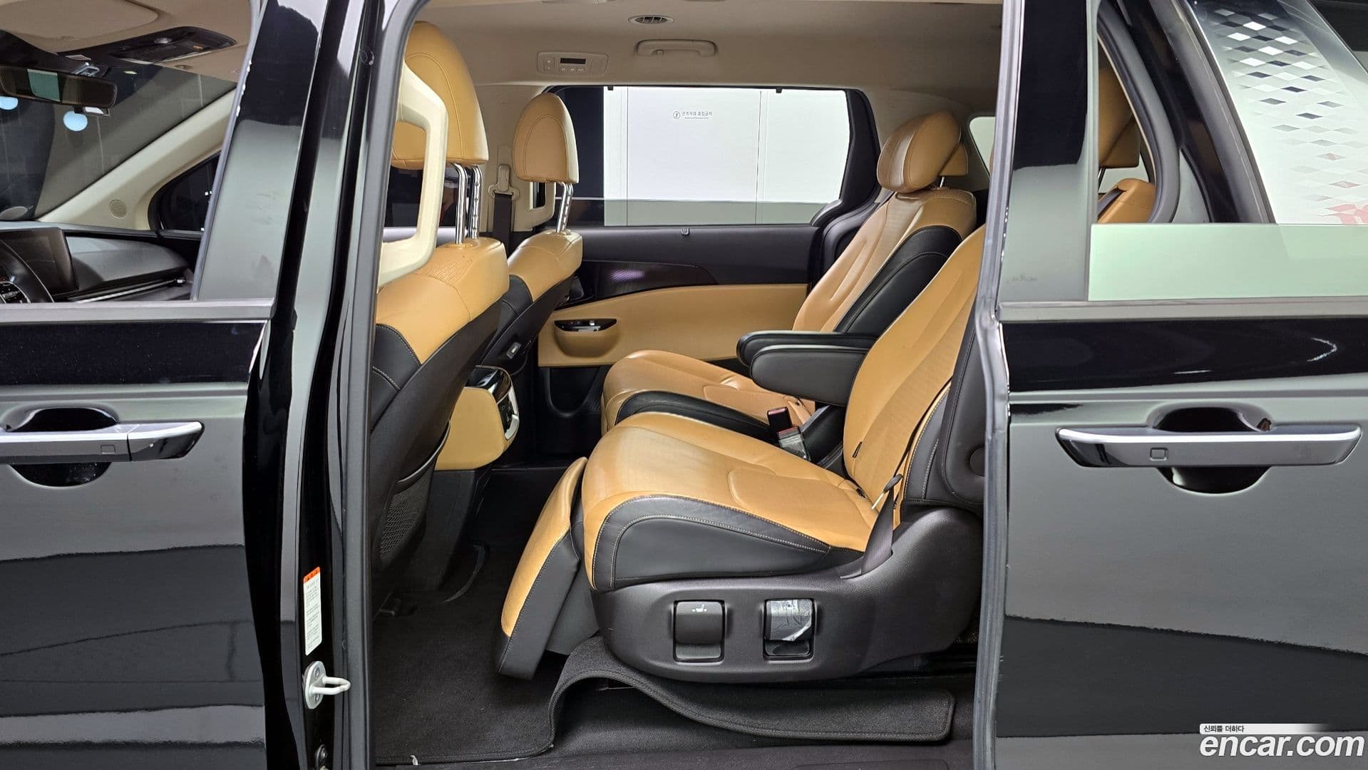 Main__Slider__Photo:Canival Kia 2020.10-12