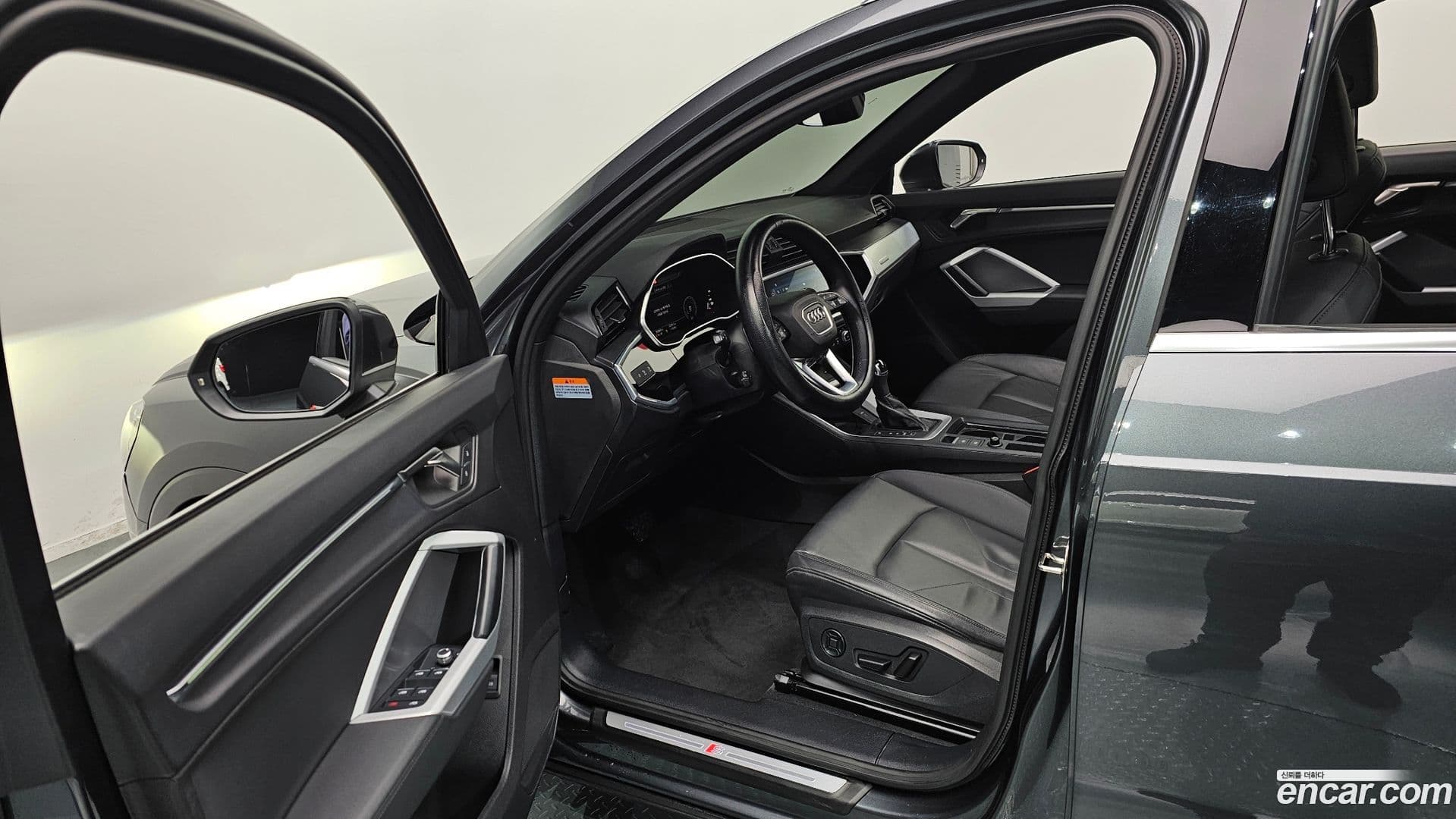 Main__Slider__Photo:Q3 Audi 2022.7-10