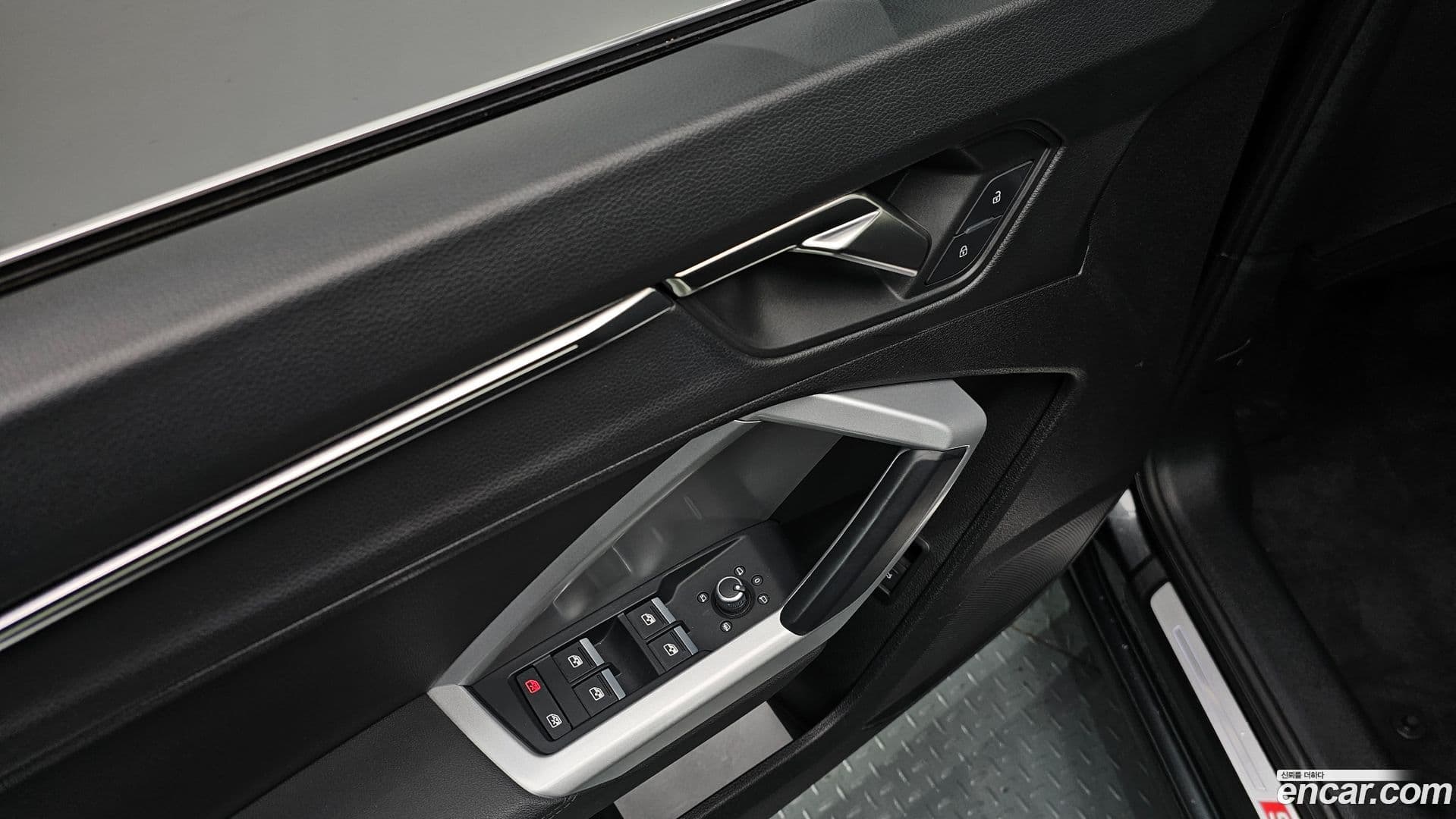 Main__Slider__Photo:Q3 Audi 2022.7-17