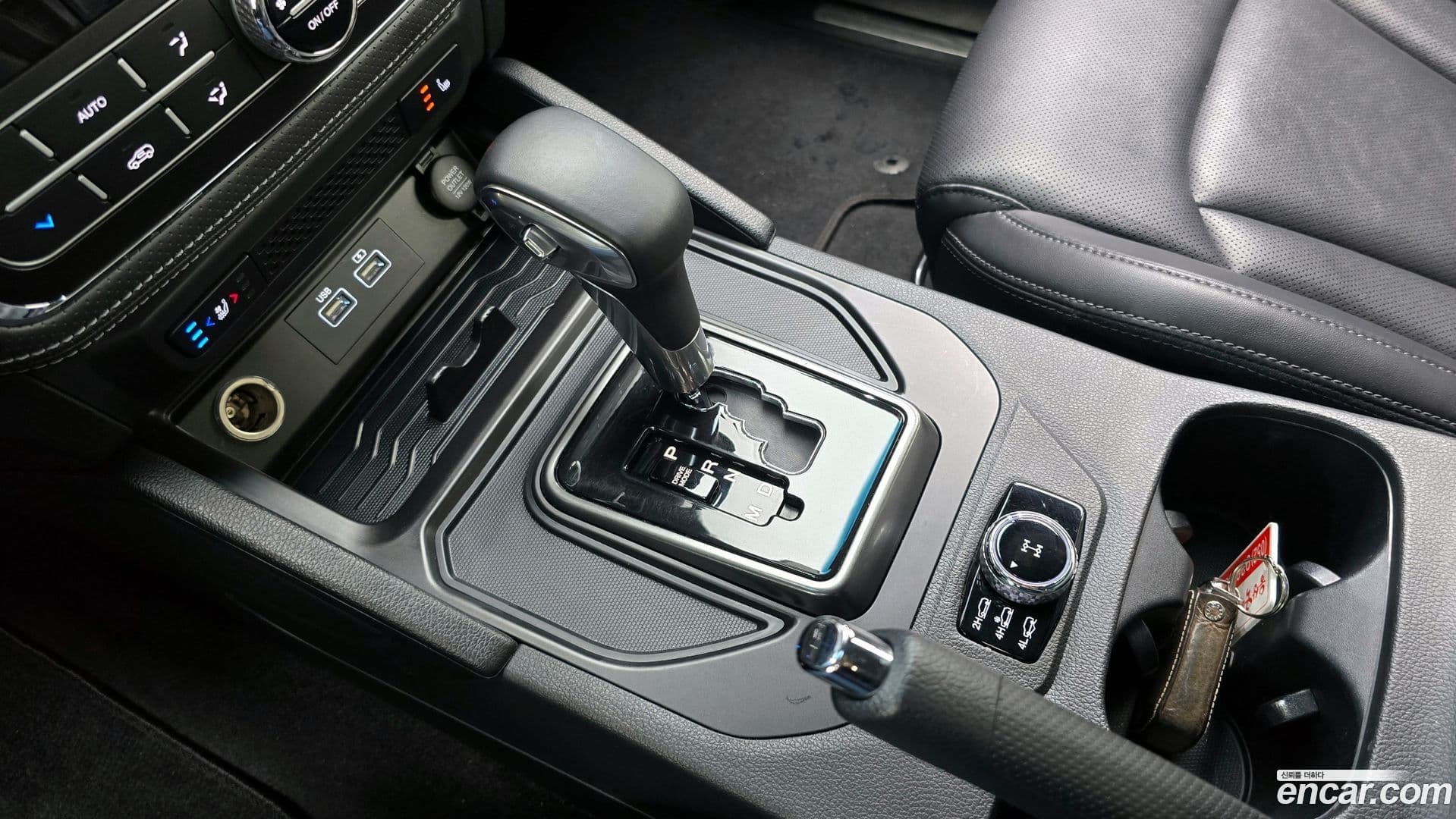 Main__Slider__Photo:Rexton KG_Mobility_Ssangyong 2023.3-8