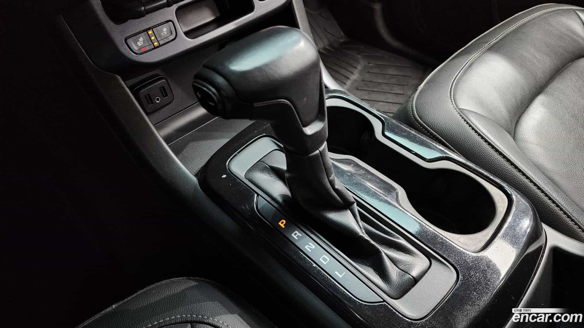 Colorado ChevroletGMDaewoo 2019.10-INNER-009