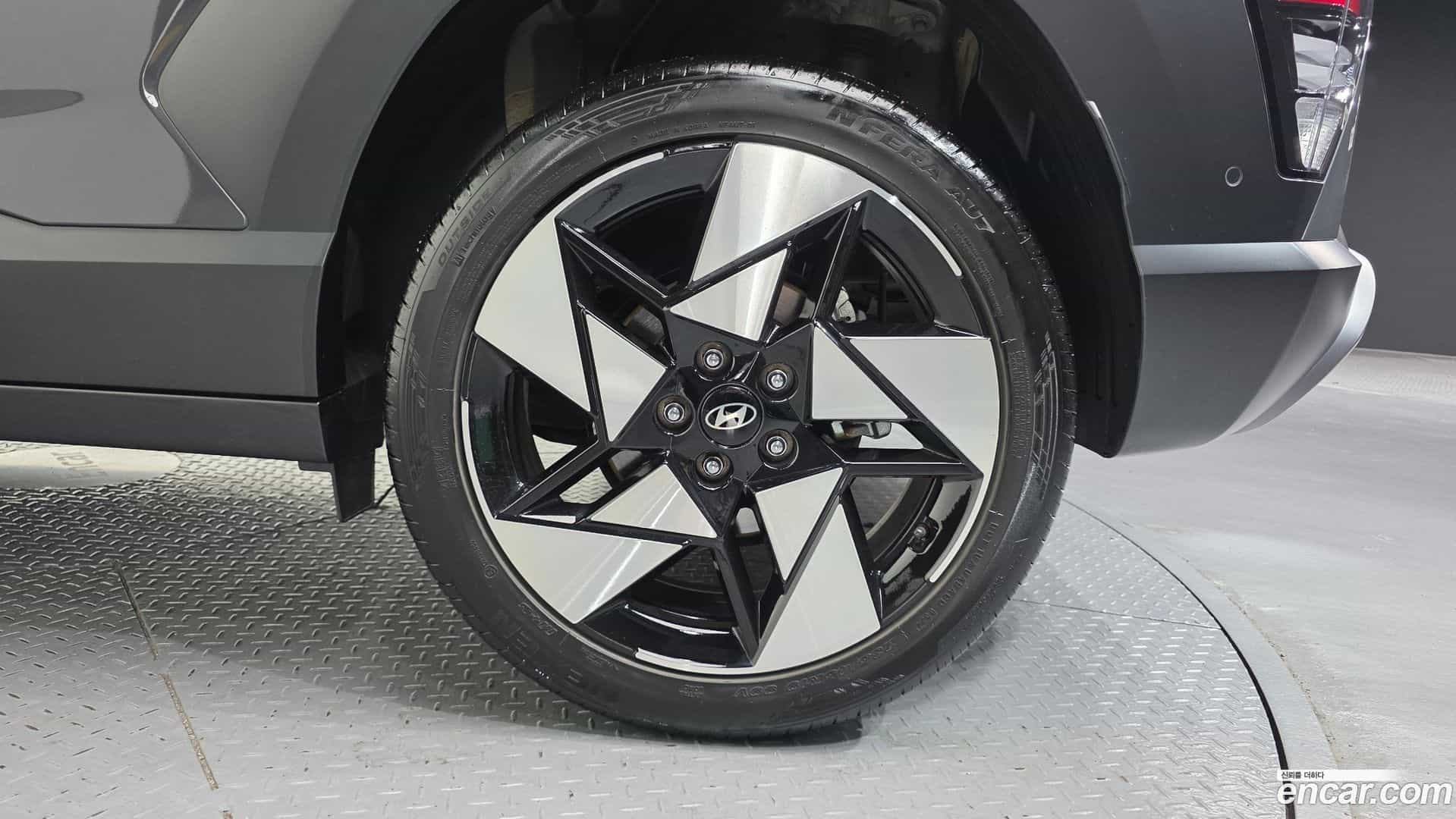 Kona Hyundai 2024.2-OUTER-005