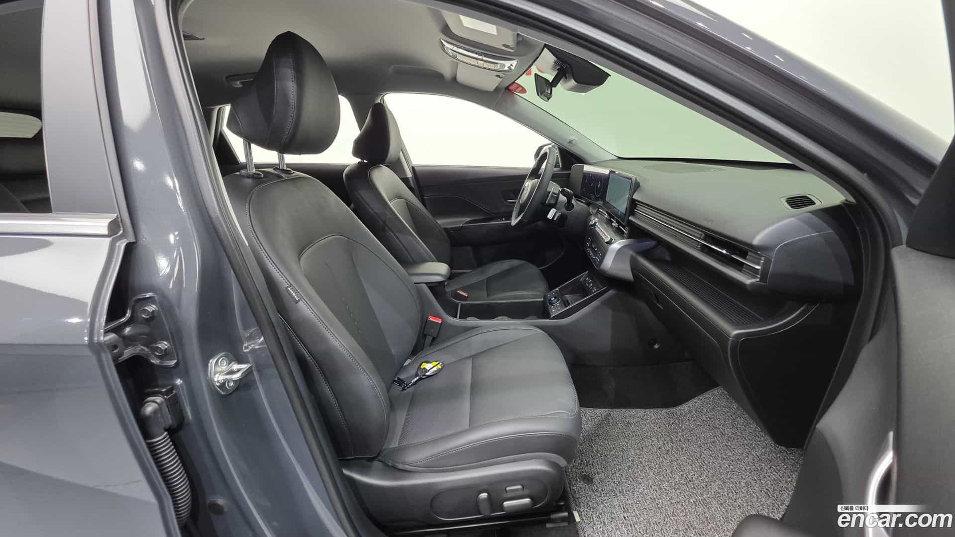 Kona Hyundai 2024.2-INNER-010