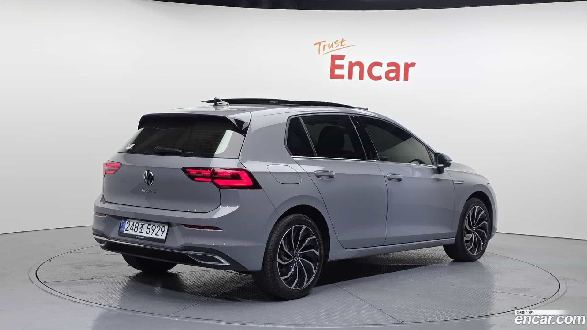 Golf Volkswagen 2022.0-OUTER-002