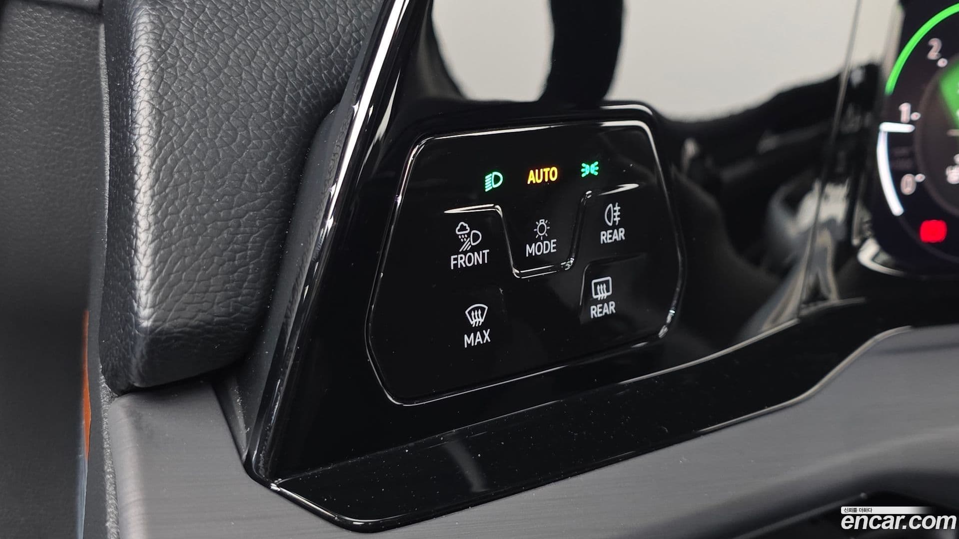 Main__Slider__Photo:Golf Volkswagen 2022.0-10