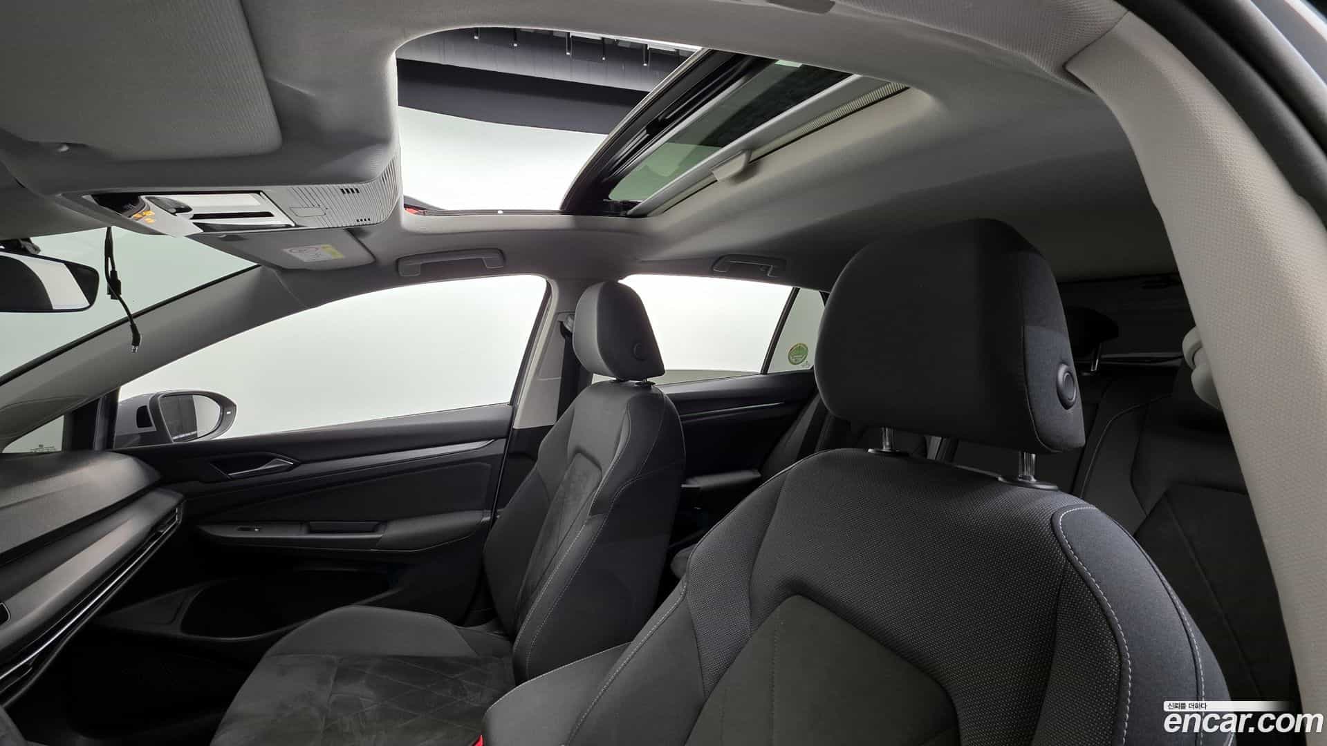 Golf Volkswagen 2022.0-OPTION-023