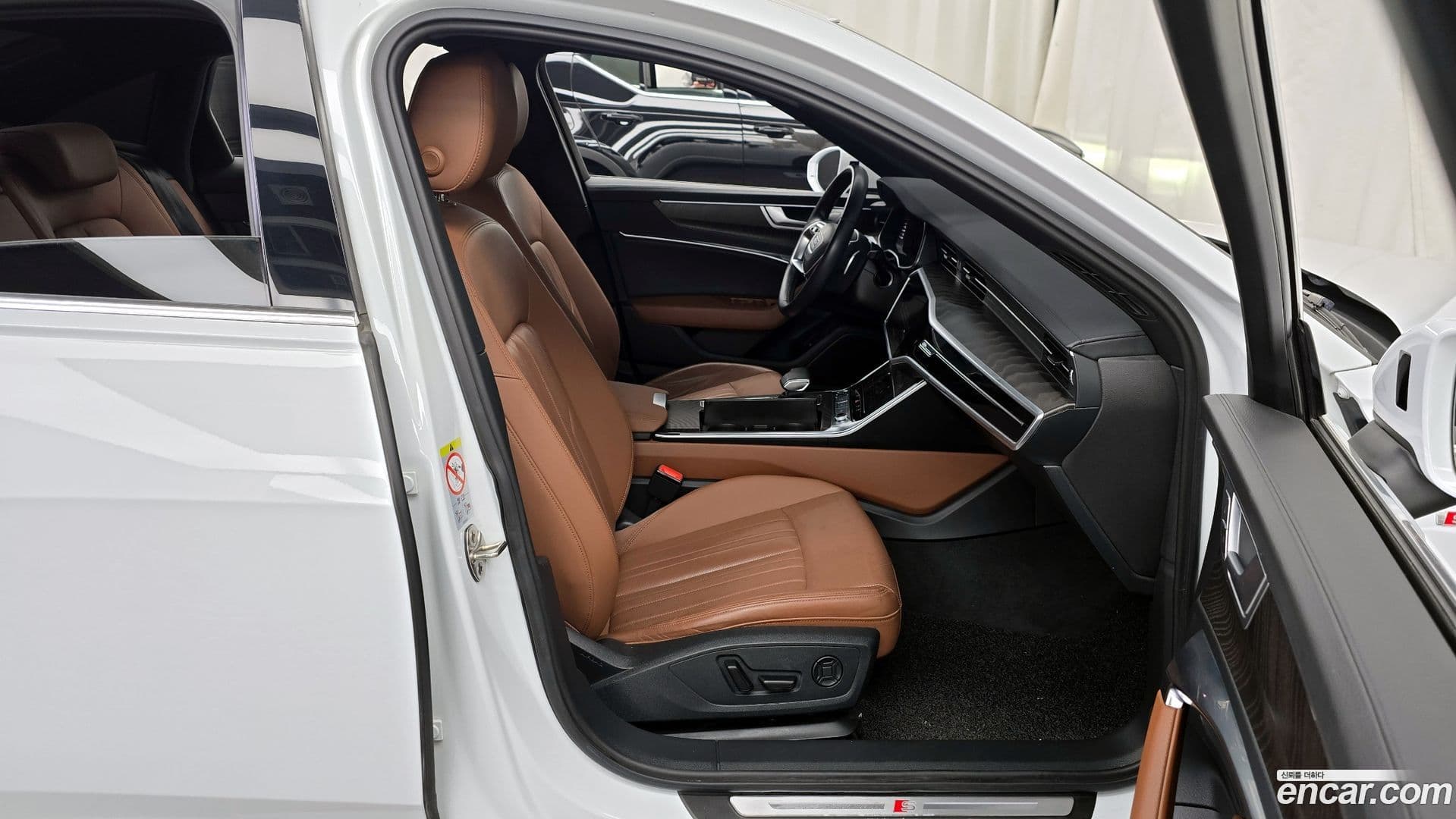 Main__Slider__Photo:A6 Audi 2023.1-10