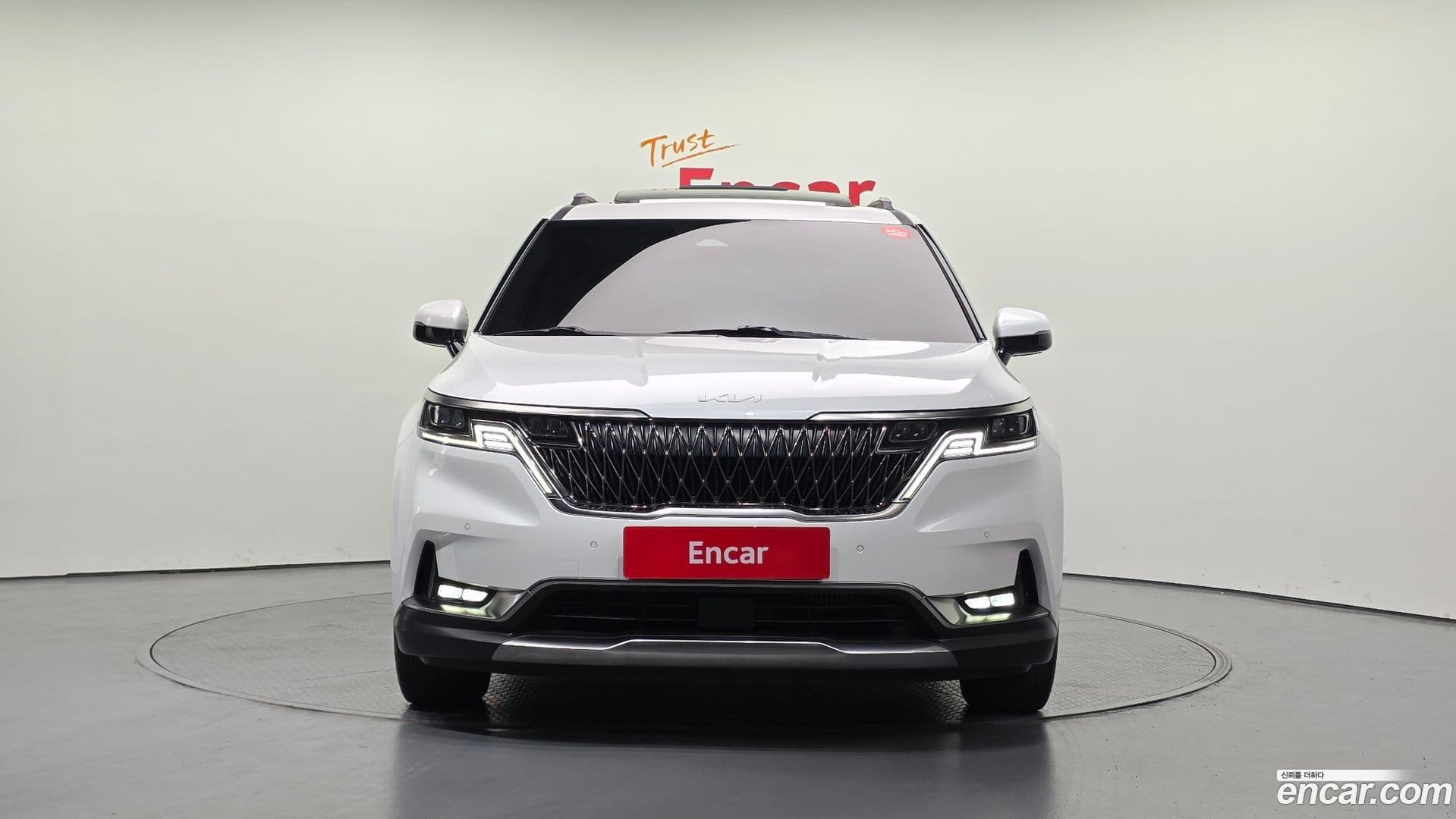 Main__Slider__Photo:Canival Kia 2022.6-2