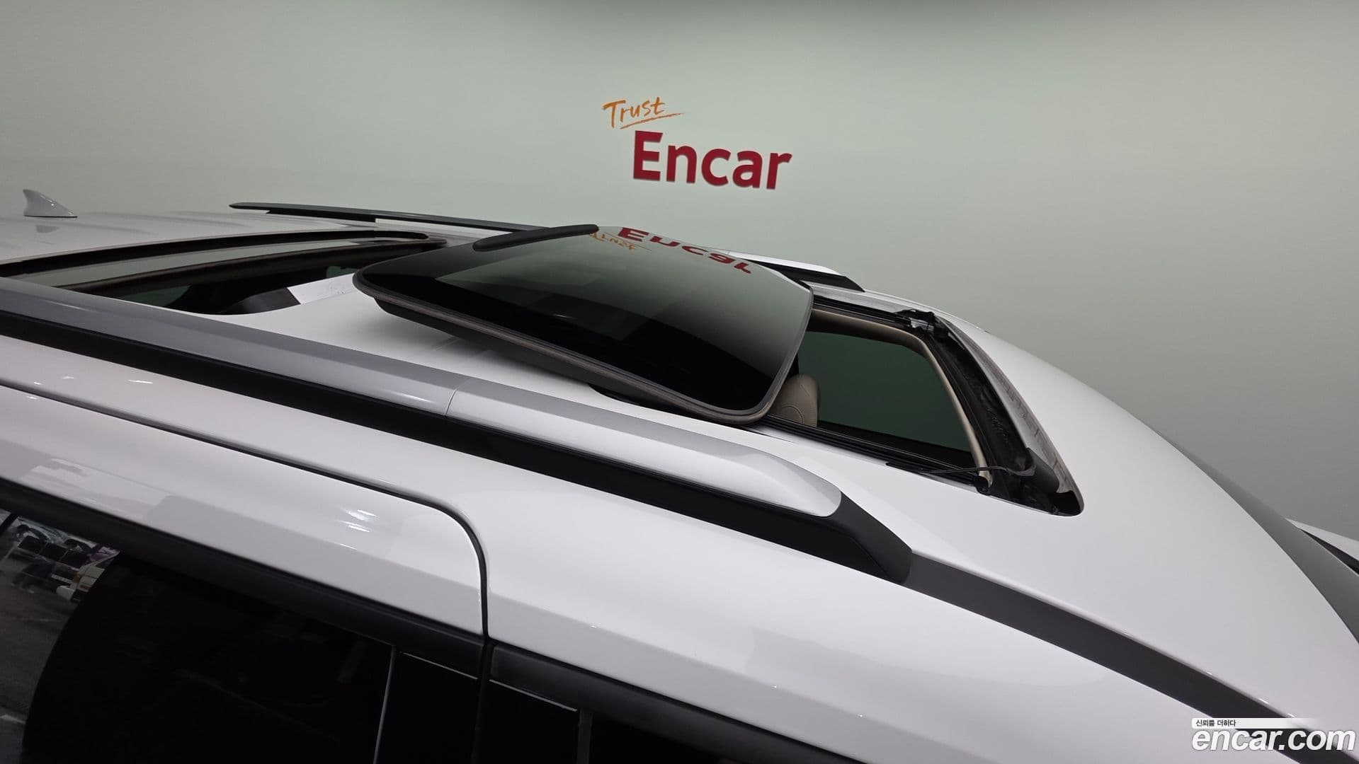 Main__Slider__Photo:Canival Kia 2022.6-10