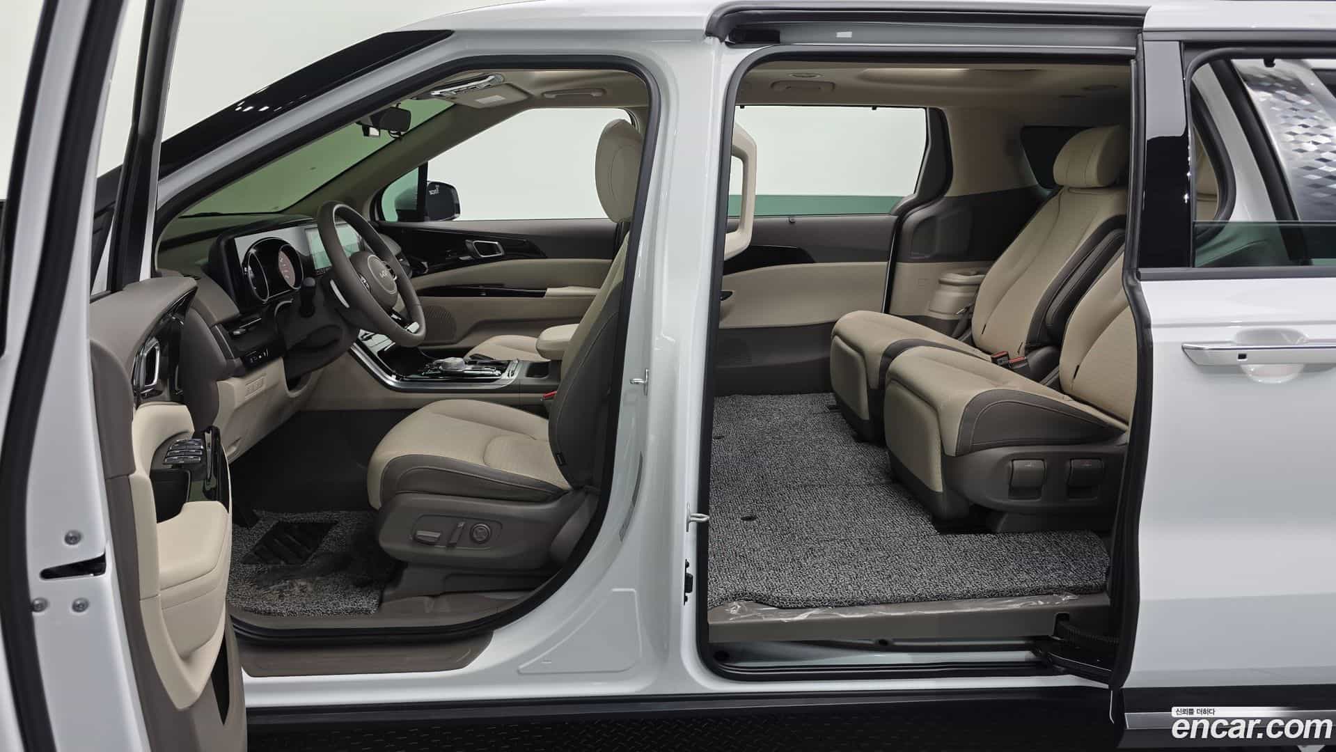 Canival Kia 2022.6-OPTION-021