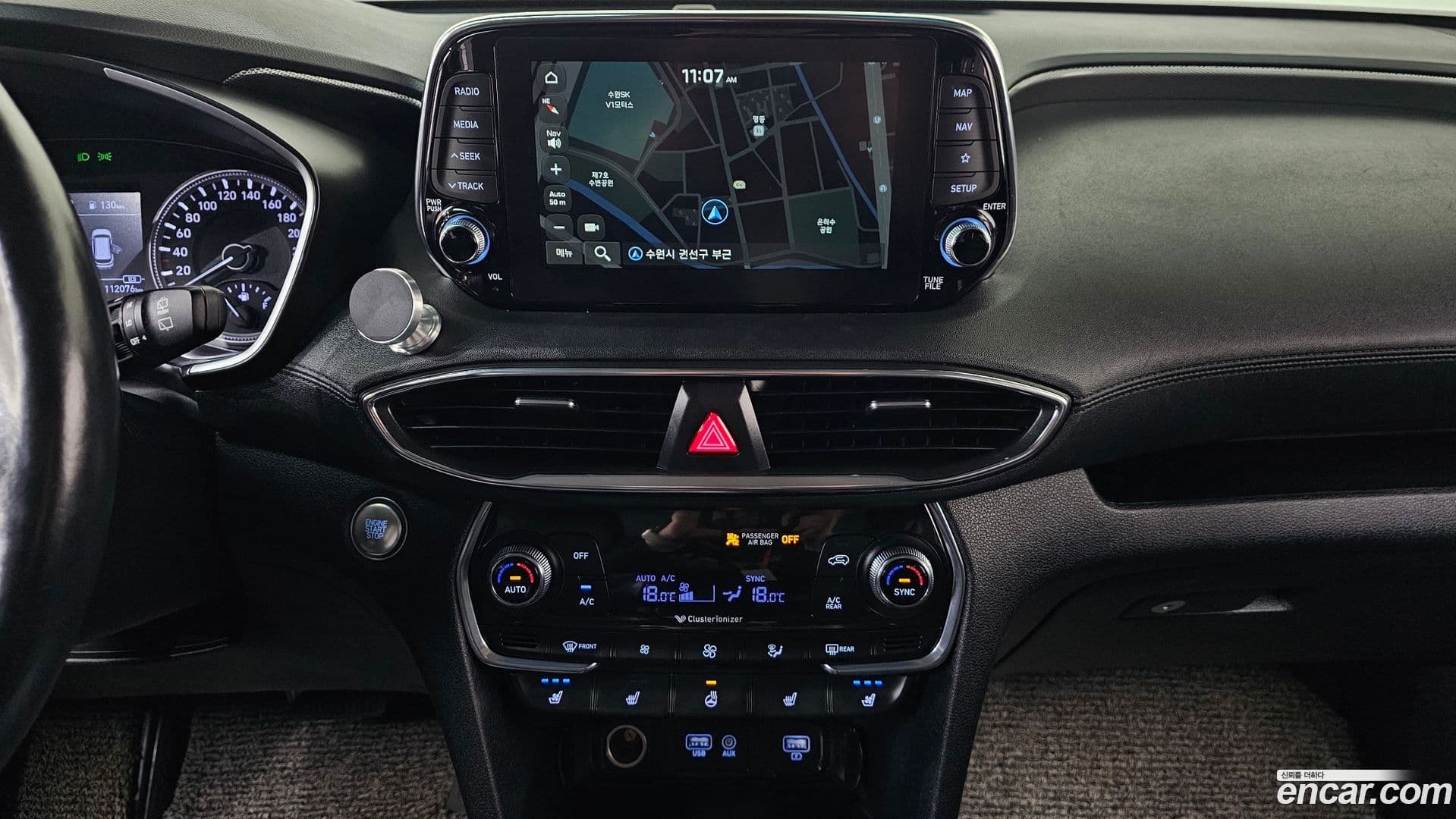 Main__Slider__Photo:Santafe Hyundai 2020.4-13