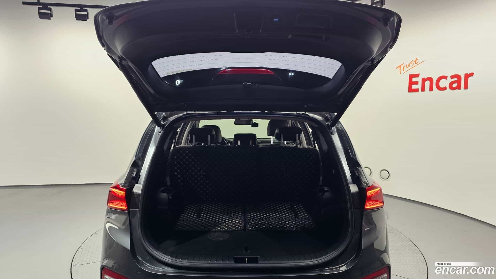 Santafe Hyundai 2020.4-OPTION-024