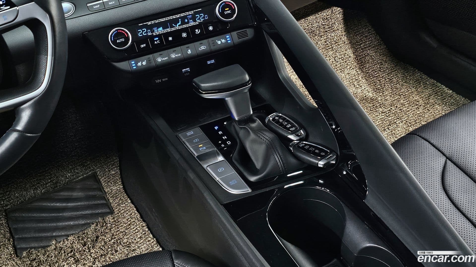 Main__Slider__Photo:AVANTE Hyundai 2020.6-8