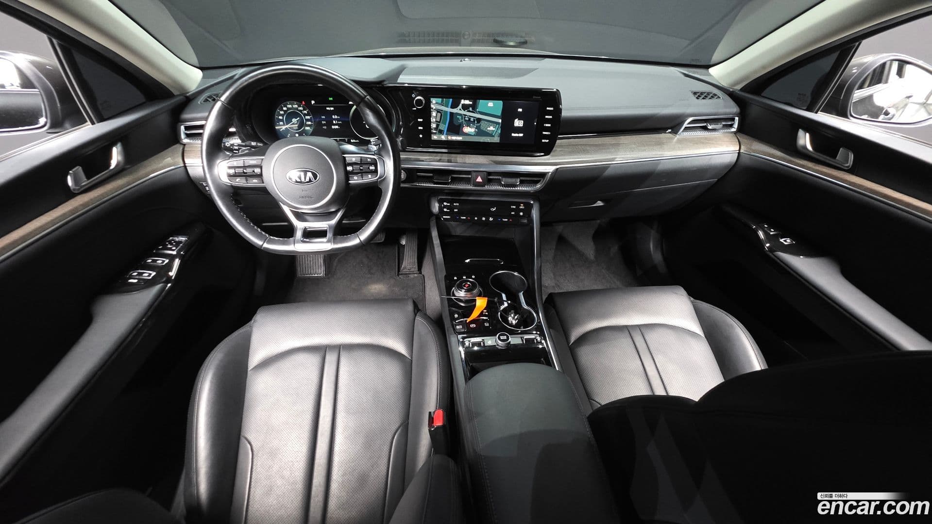 Main__Slider__Photo:K5 Kia 2021.7-6