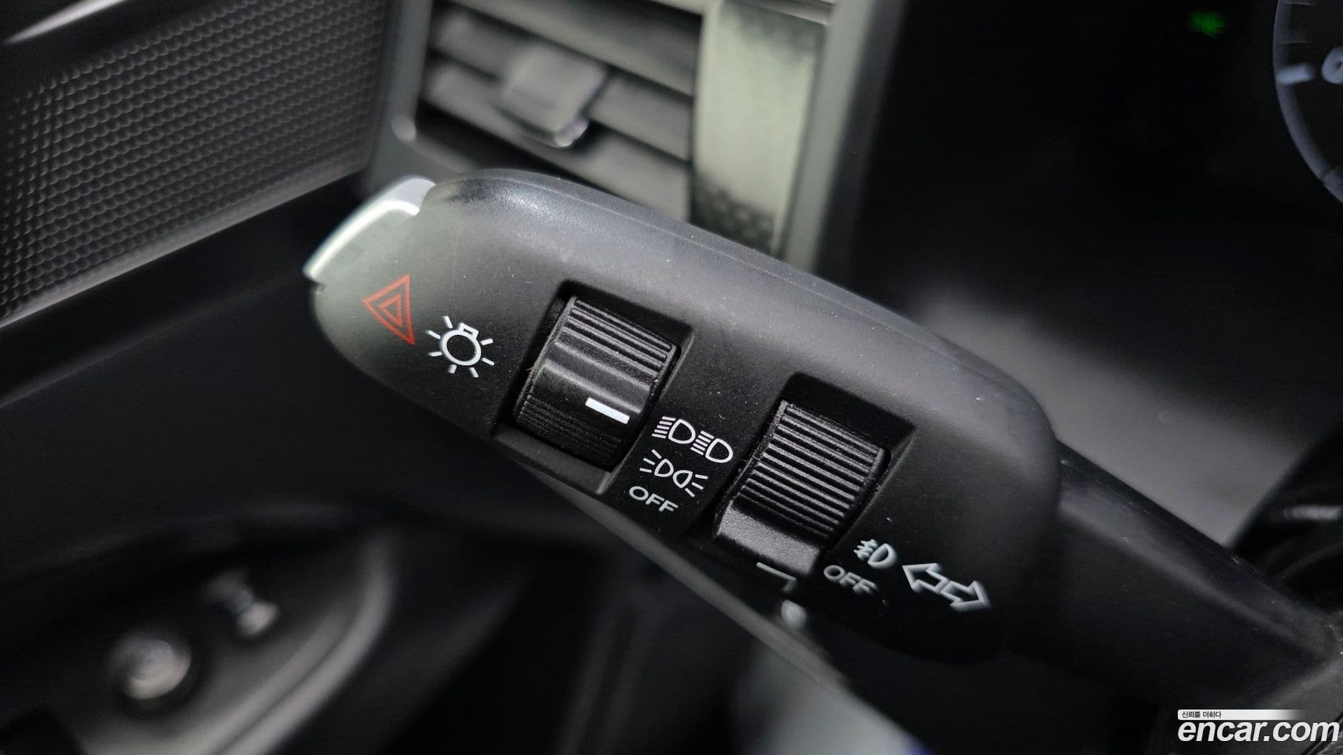 Main__Slider__Photo:Rexton KG_Mobility_Ssangyong 2022.1-15