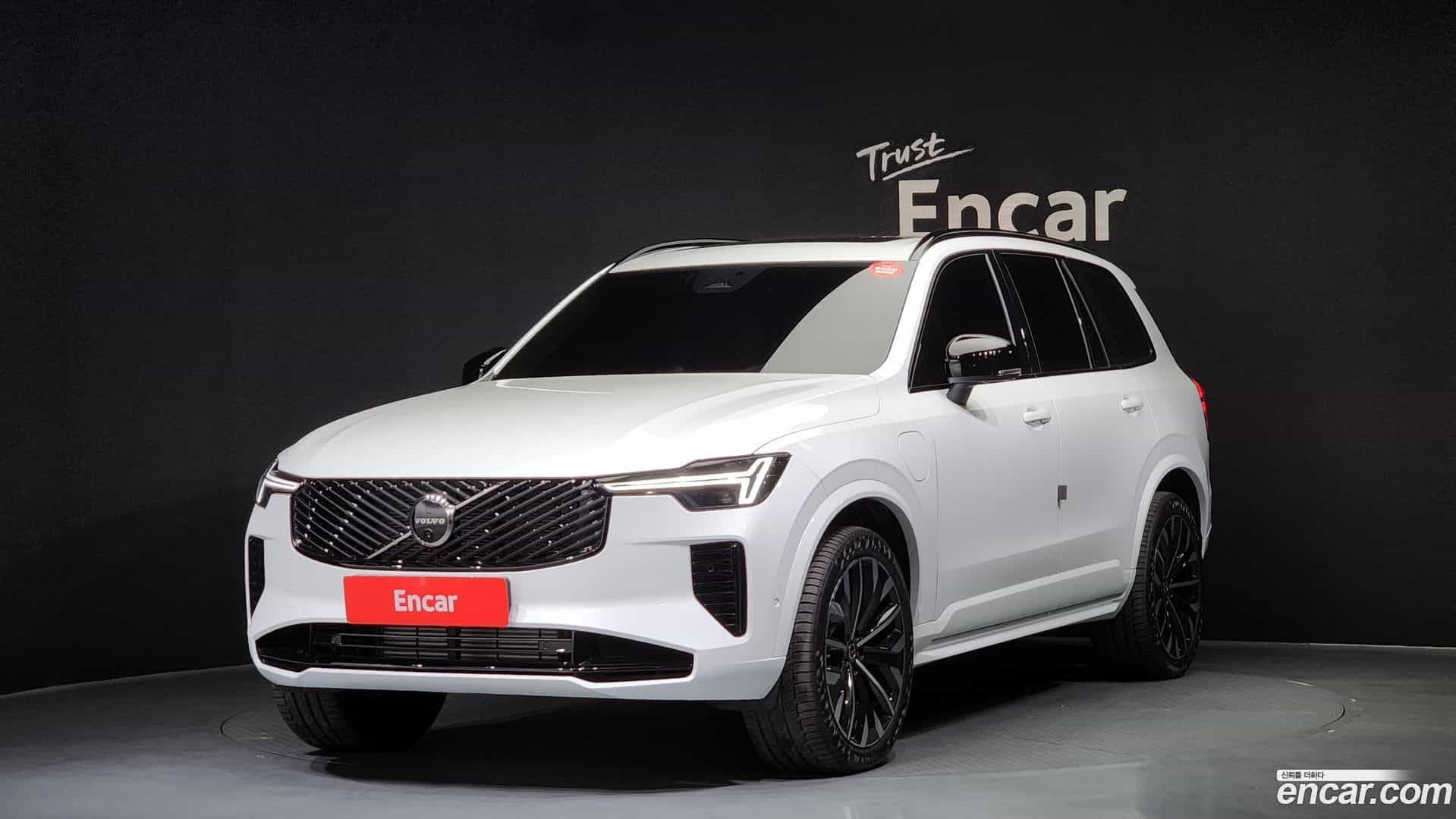 XC90 Volvo 2025.11-OUTER-001