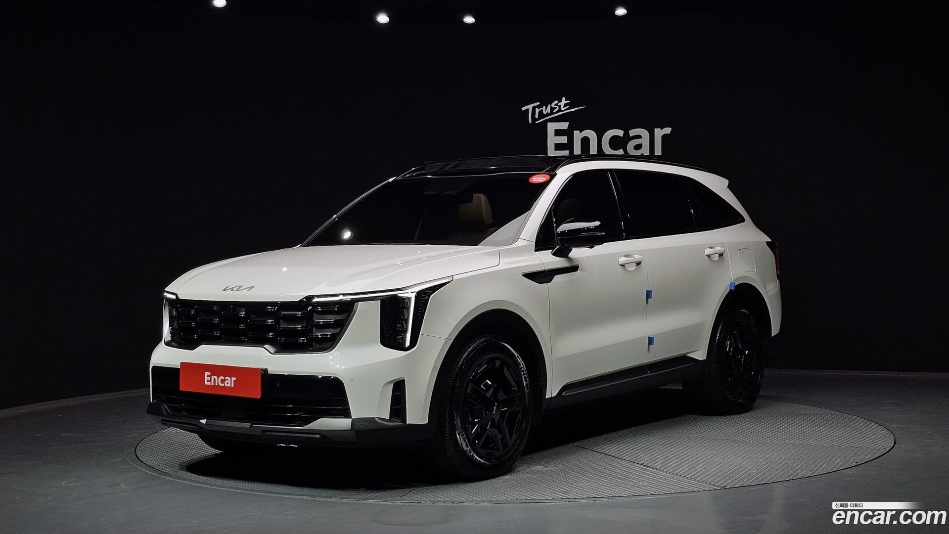 Main__Slider__Photo:Sorento Kia 2023.10-0