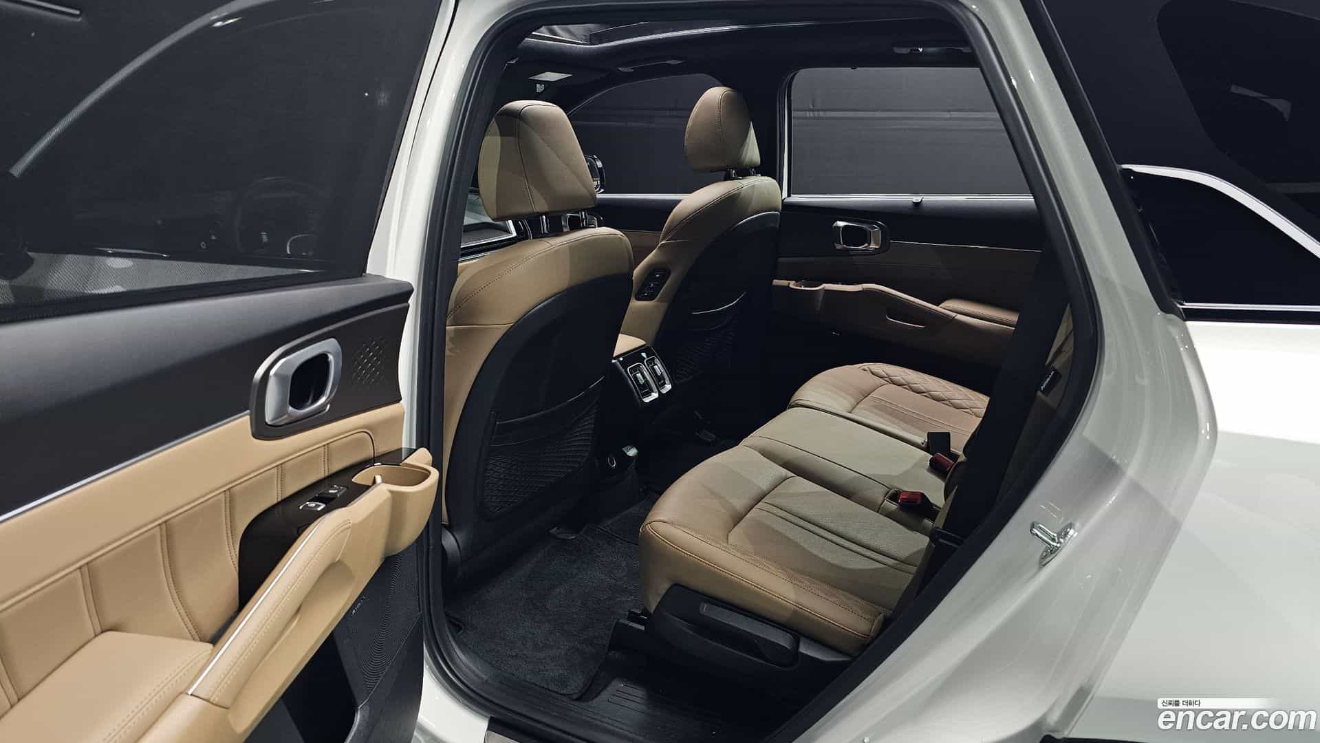 Sorento Kia 2023.10-OPTION-016