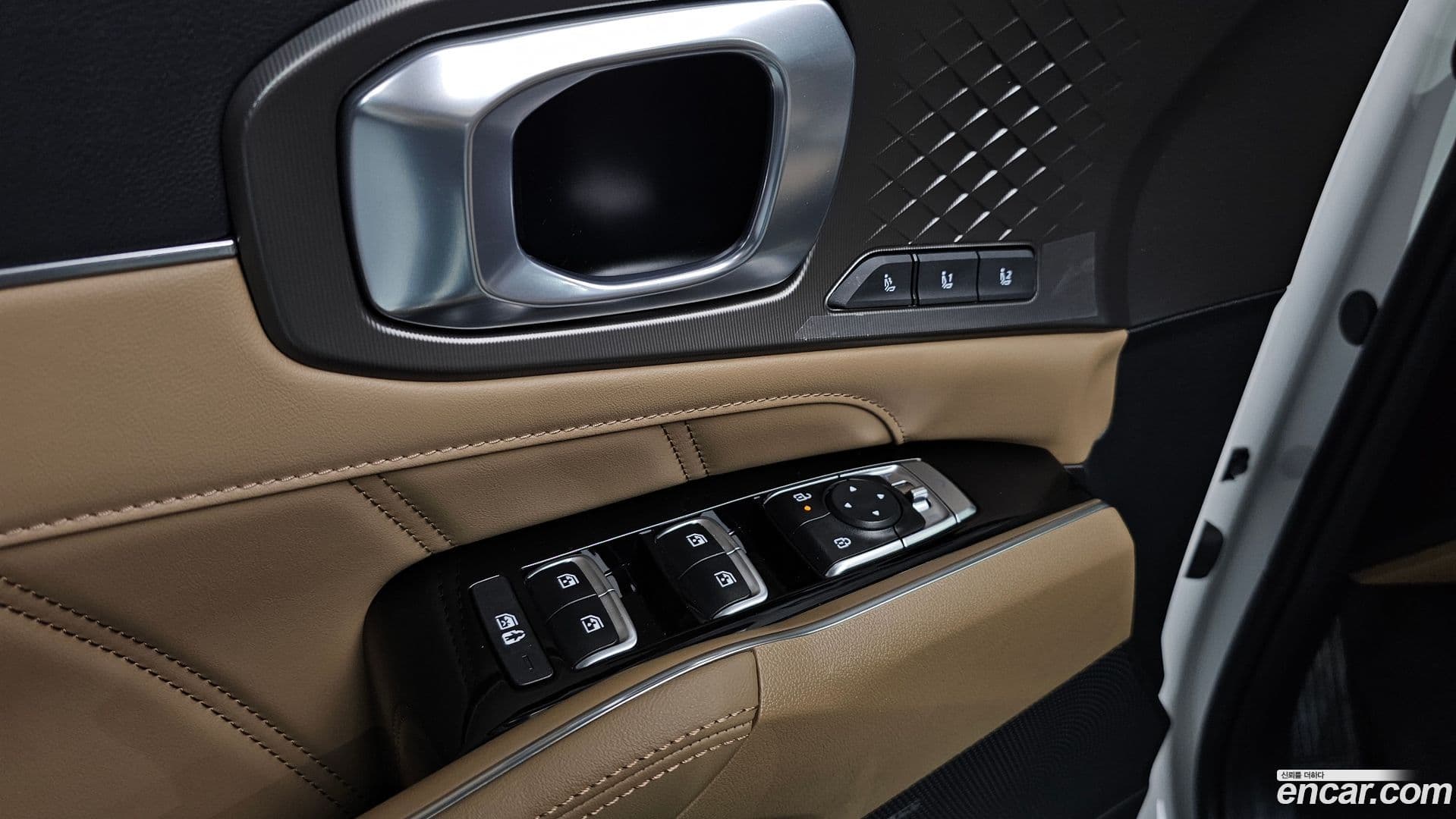 Main__Slider__Photo:Sorento Kia 2023.10-17