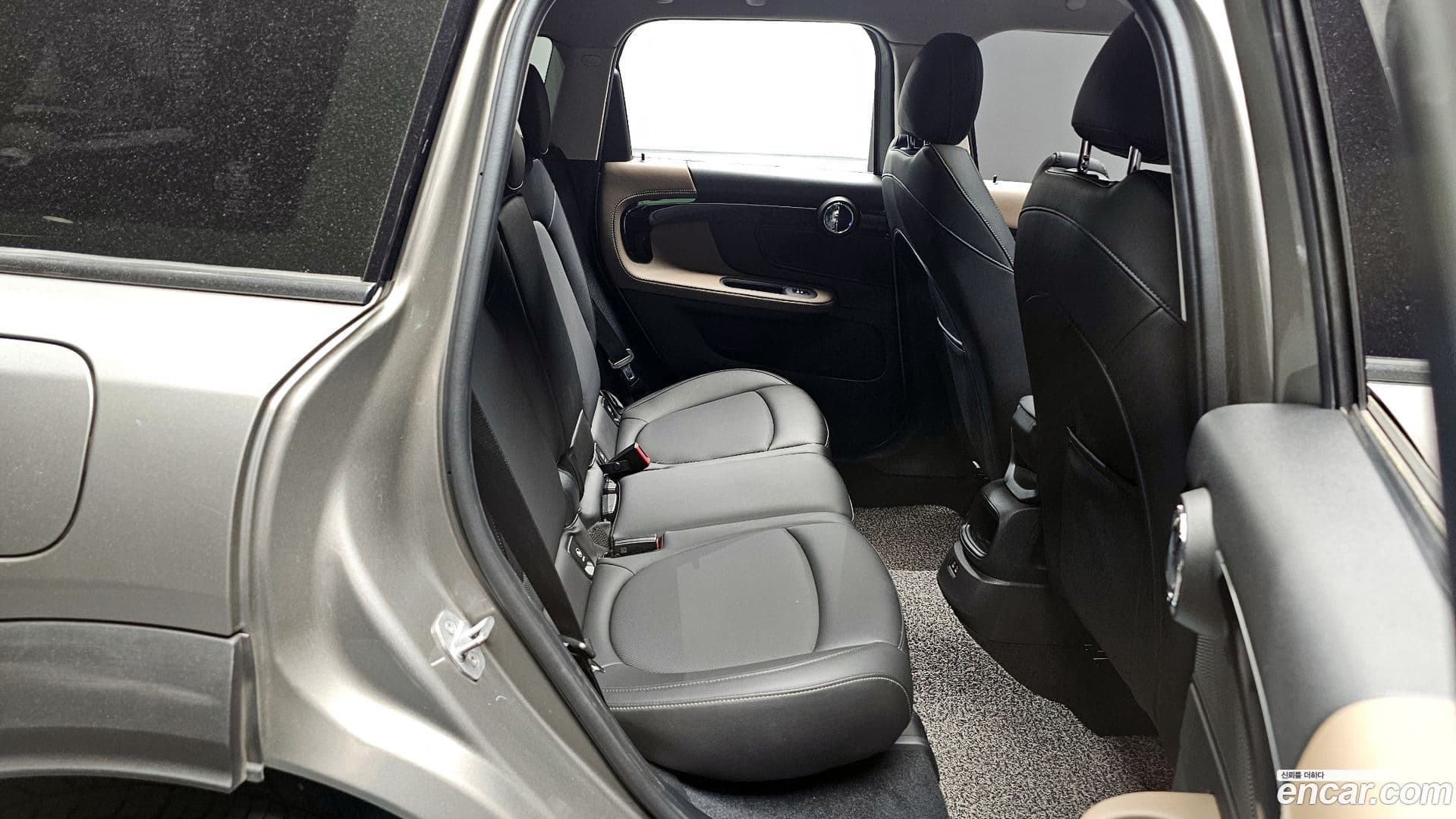 Main__Slider__Photo:Countryman Mini 2020.4-10