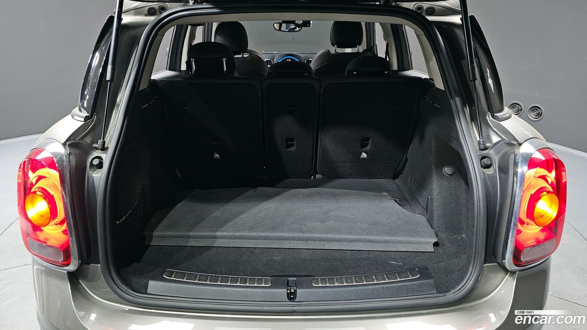 Main__Slider__Photo:Countryman Mini 2020.4-19