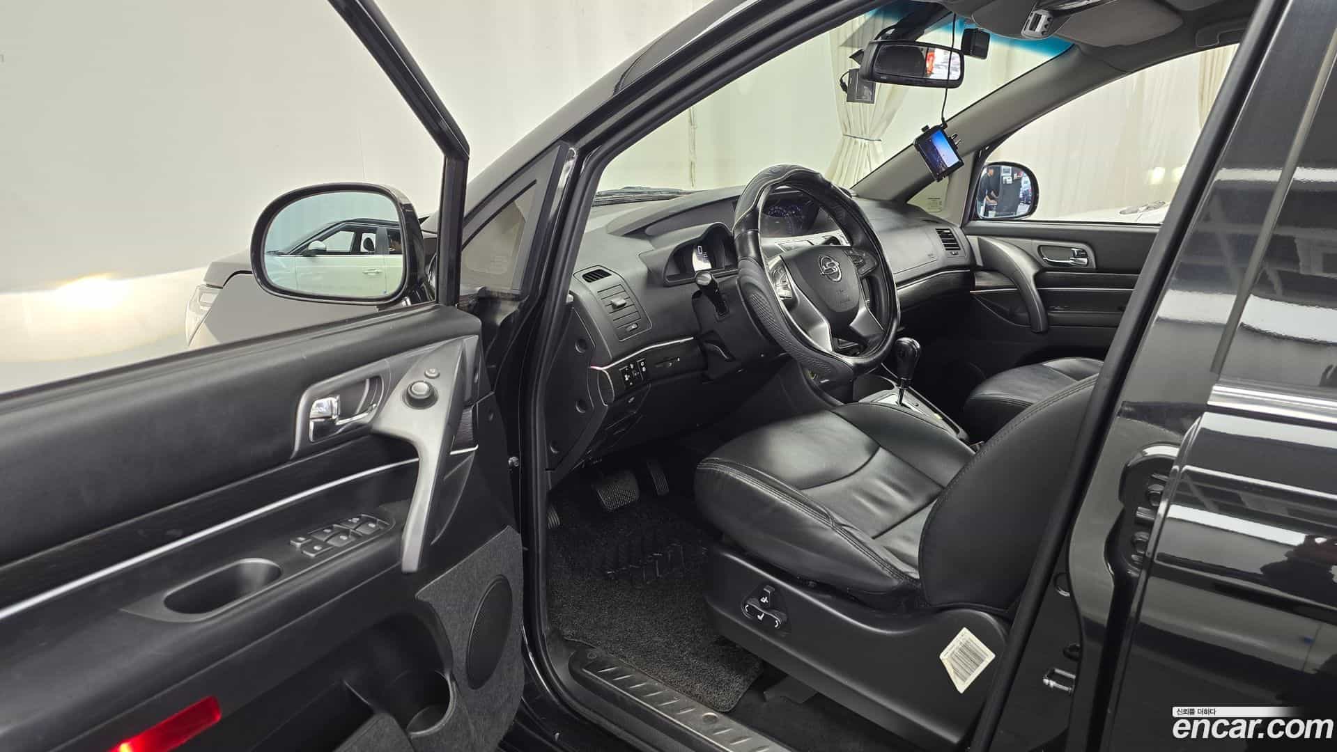 KORANDO KG_Mobility_Ssangyong 2018.6-INNER-010