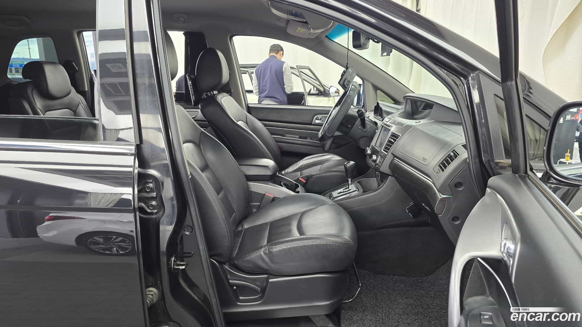 KORANDO KG_Mobility_Ssangyong 2018.6-OPTION-015