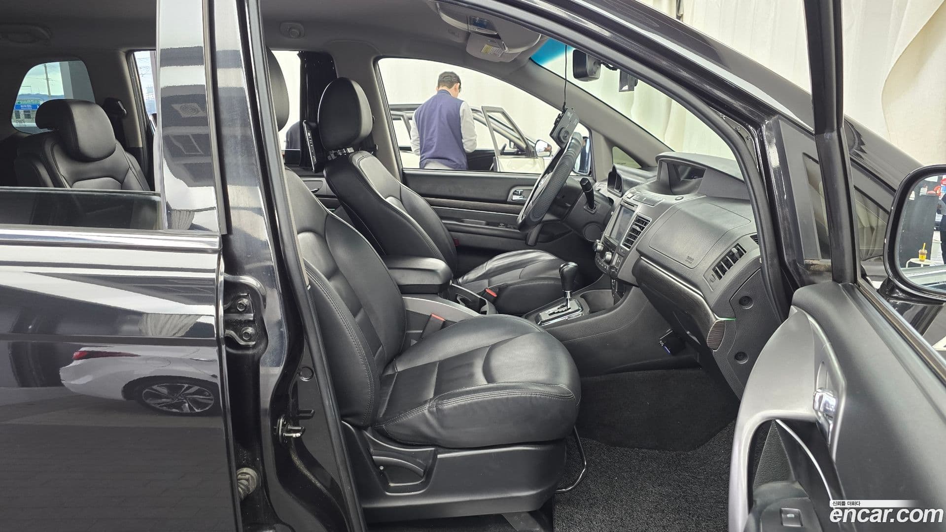 Main__Slider__Photo:KORANDO KG_Mobility_Ssangyong 2018.6-10