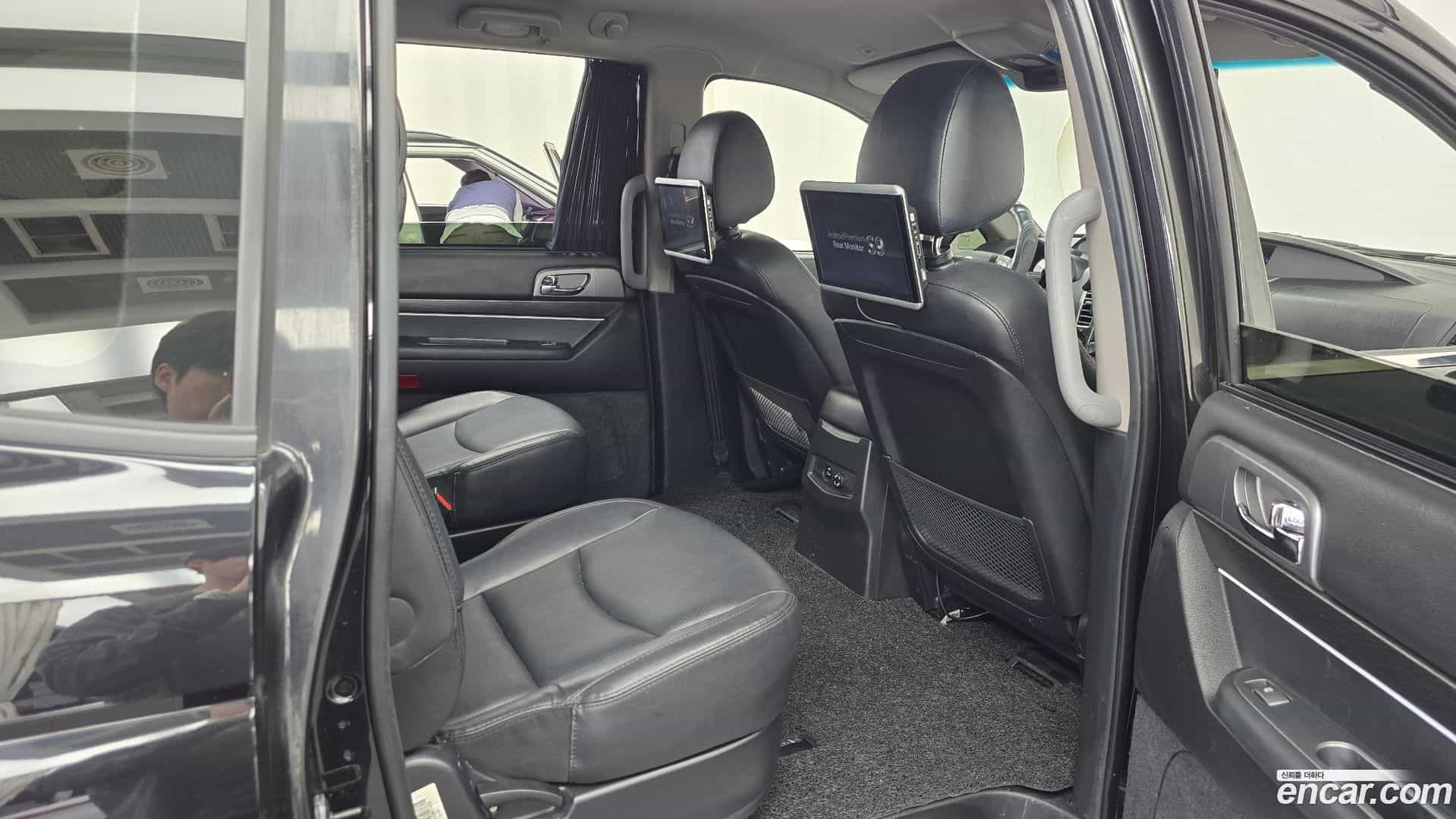 KORANDO KG_Mobility_Ssangyong 2018.6-OPTION-016