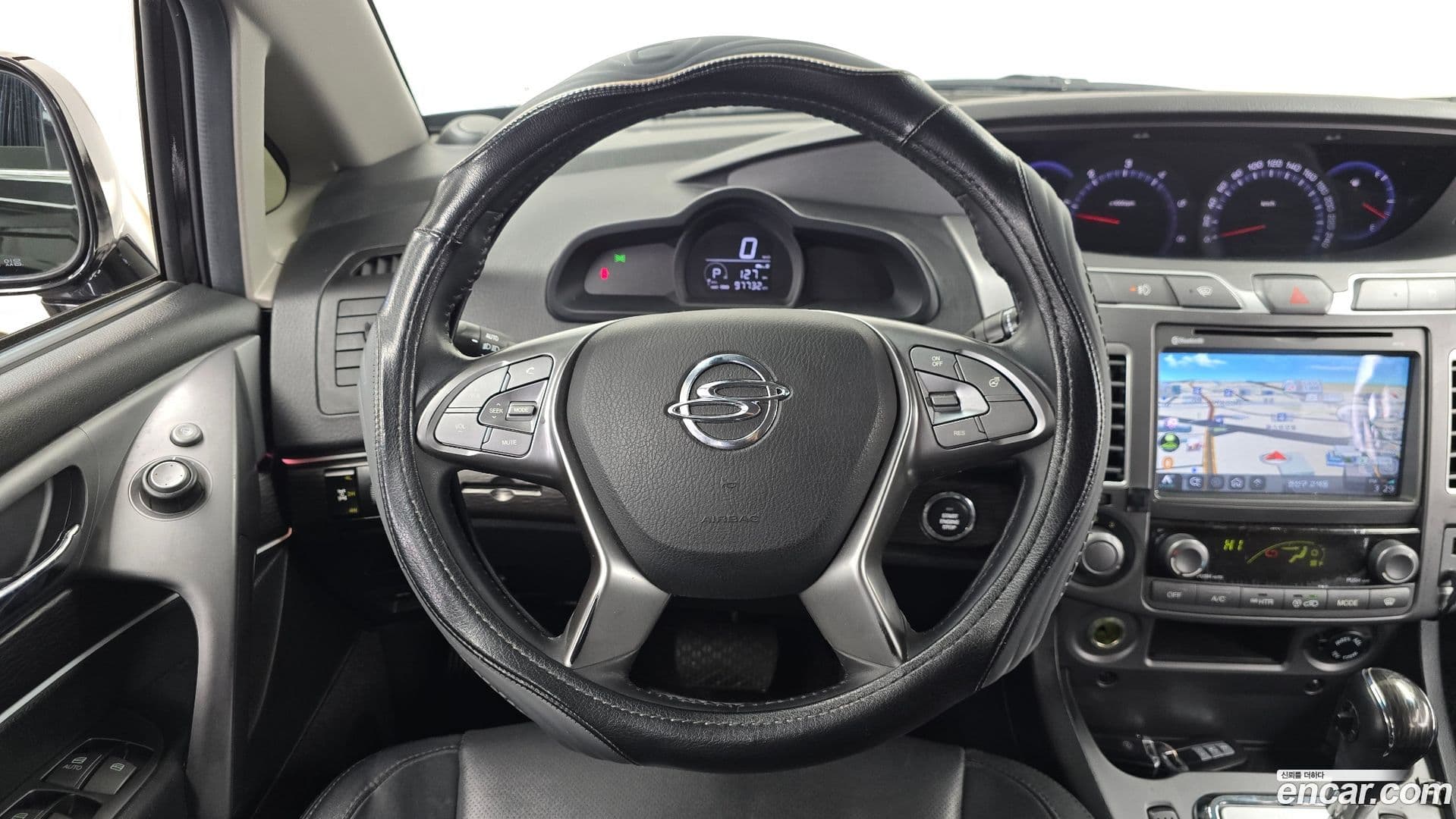 Main__Slider__Photo:KORANDO KG_Mobility_Ssangyong 2018.6-12