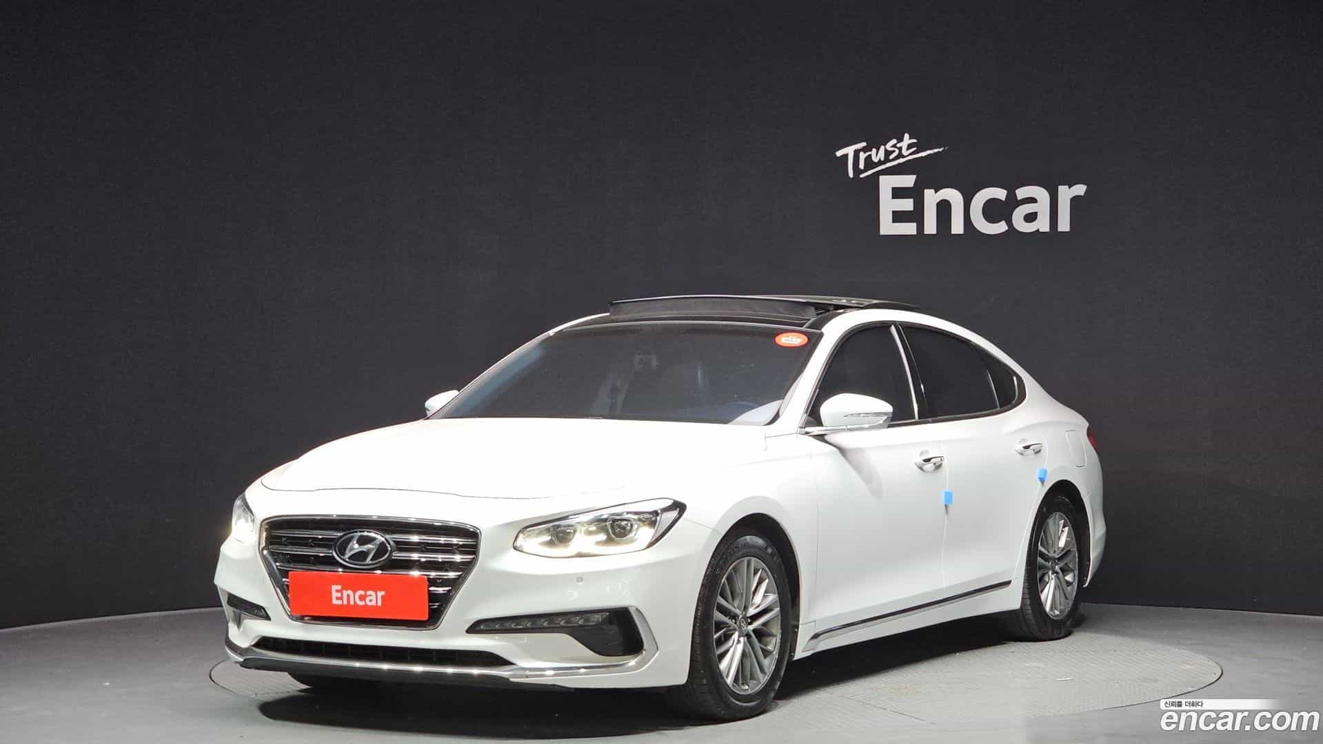 Grandeur Hyundai 2018.2-OUTER-001