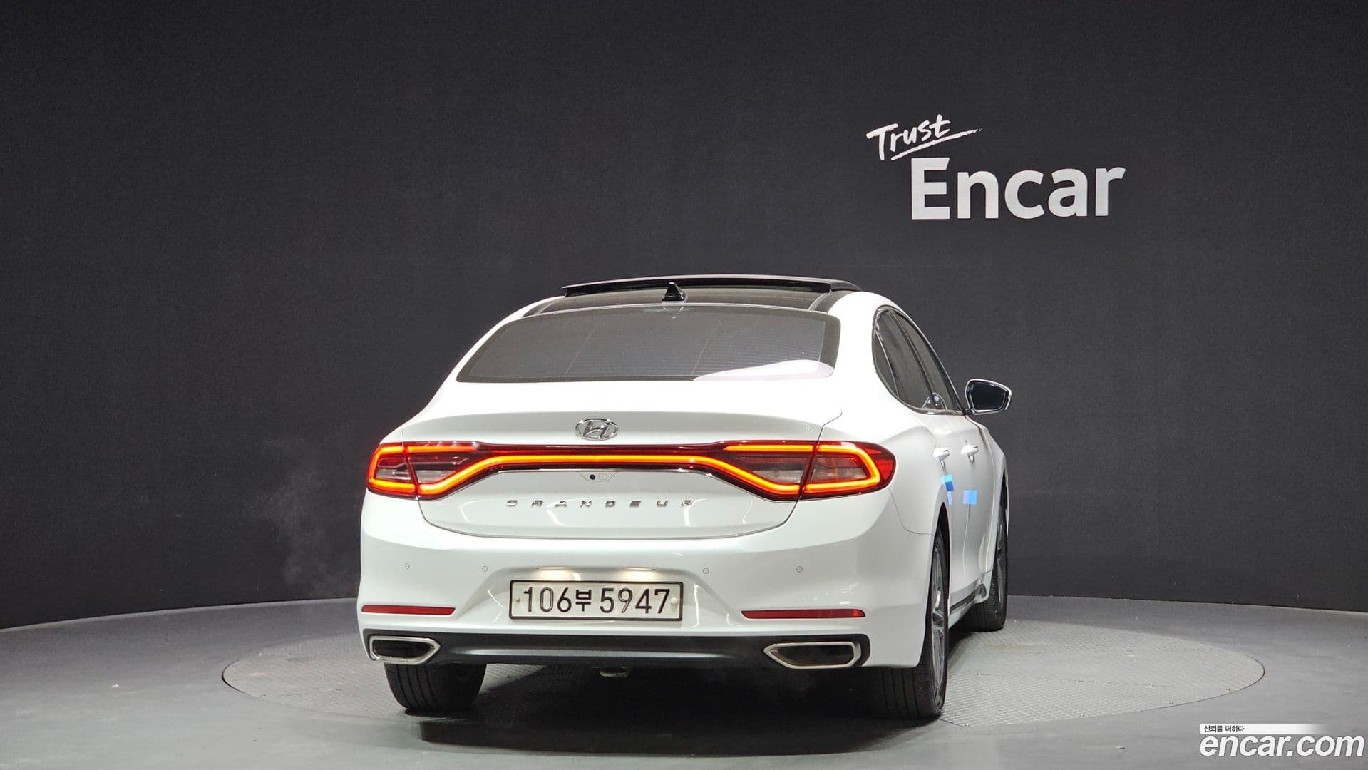 Main__Slider__Photo:Grandeur Hyundai 2018.2-3