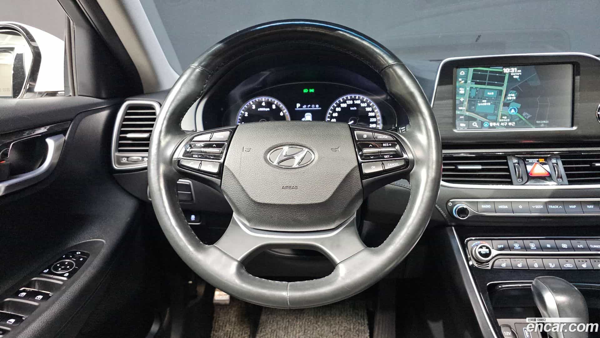Grandeur Hyundai 2018.2-OPTION-015