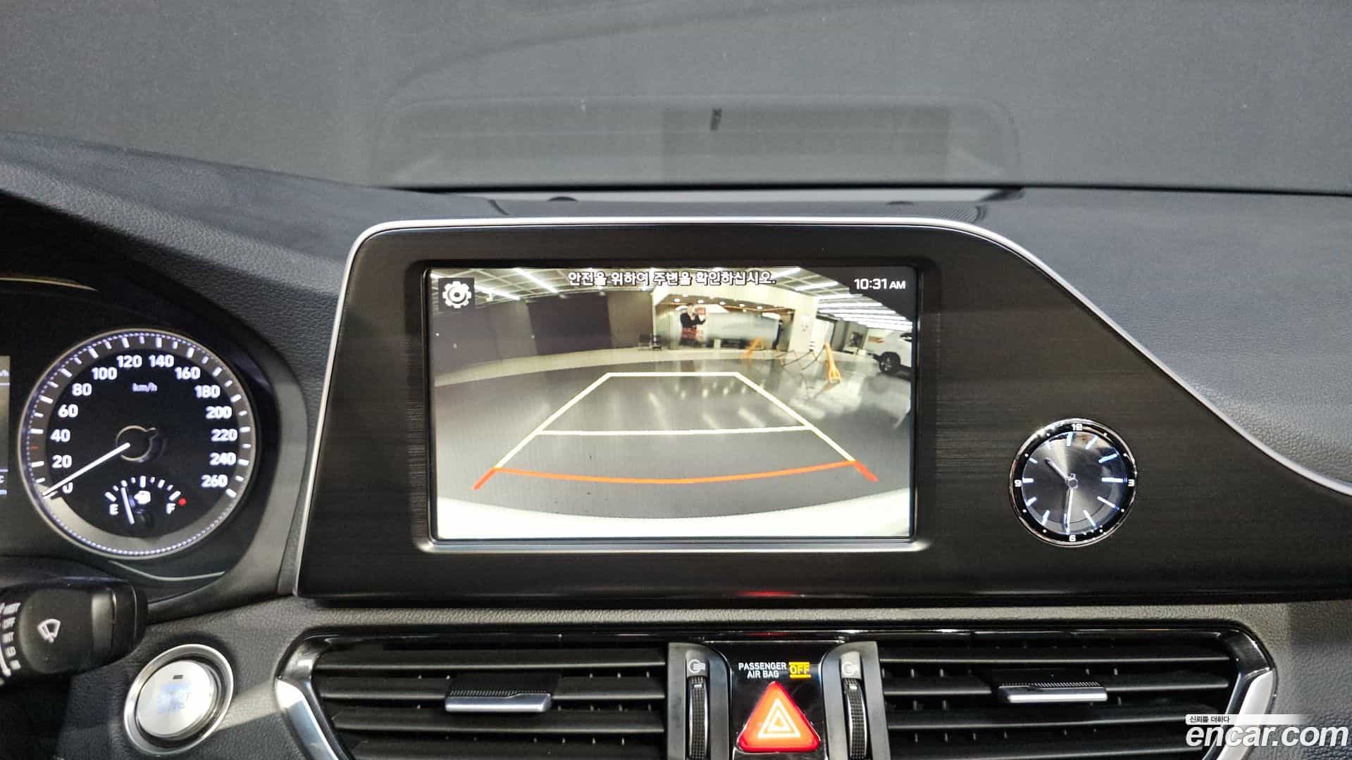 Grandeur Hyundai 2018.2-OPTION-017