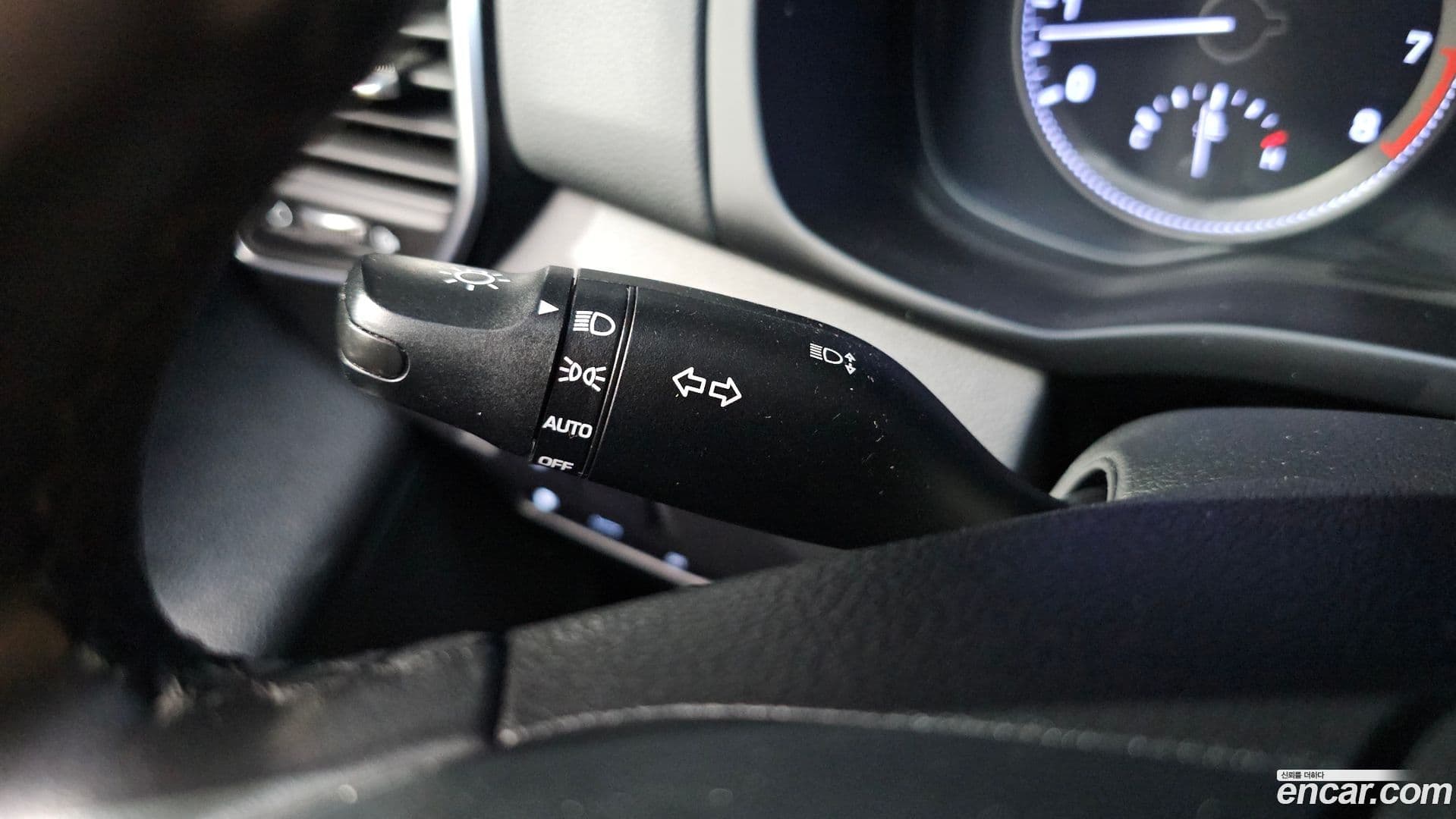 Main__Slider__Photo:Grandeur Hyundai 2018.2-14