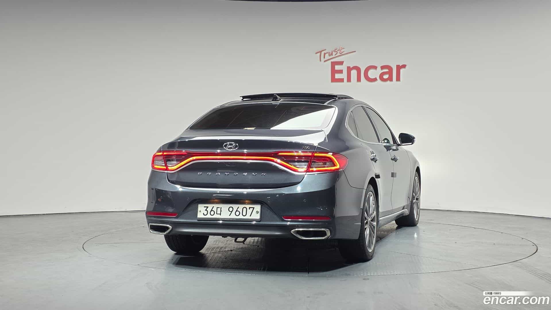 Grandeur Hyundai 2017.8-OUTER-004