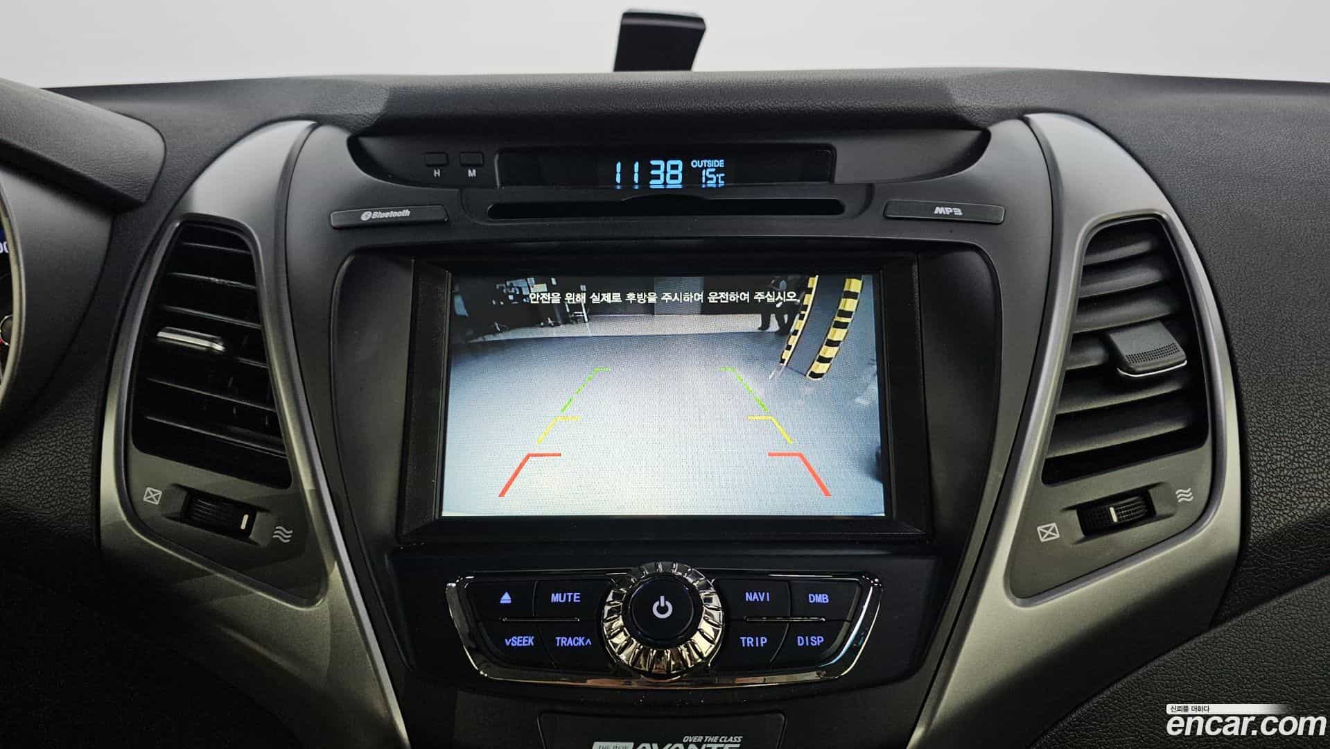 AVANTE Hyundai 2015.1-OPTION-017