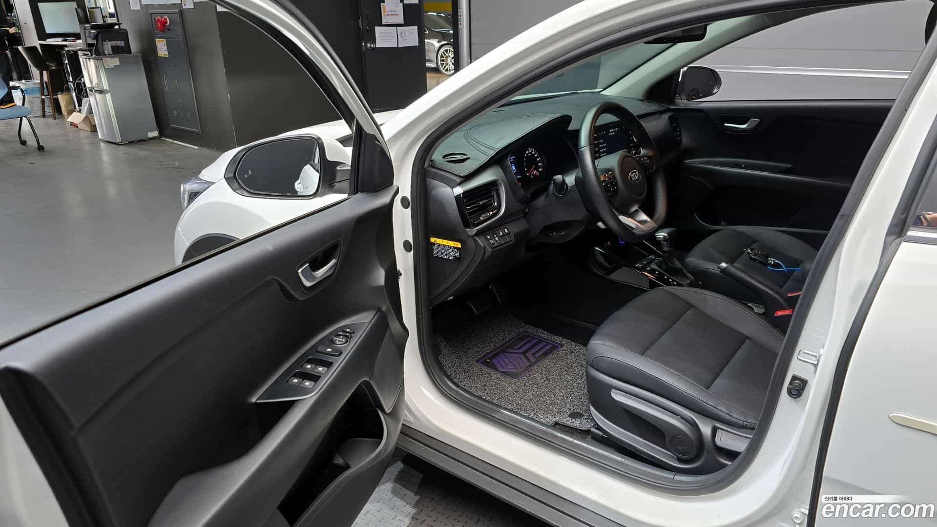 Stonic Kia 2019.6-OPTION-015