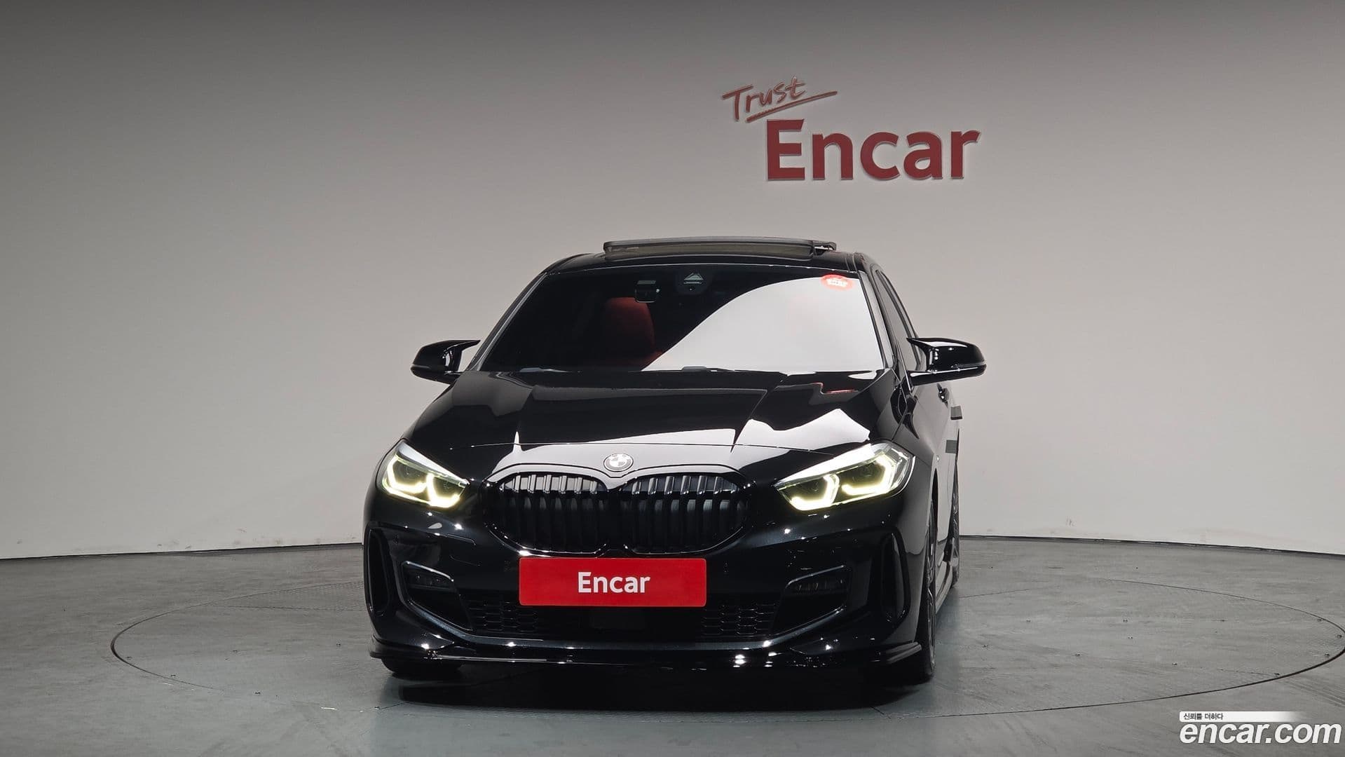 Main__Slider__Photo:1-Series BMW 2021.11-2