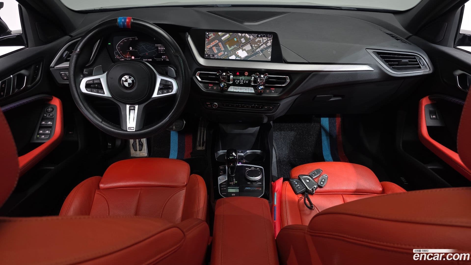 Main__Slider__Photo:1-Series BMW 2021.11-6