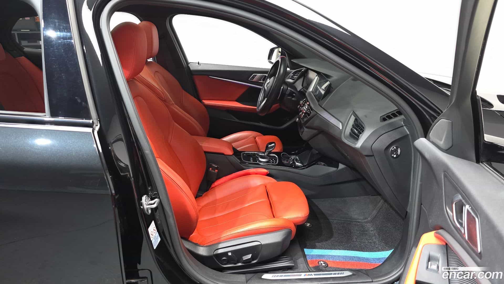 1-Series BMW 2021.11-INNER-010