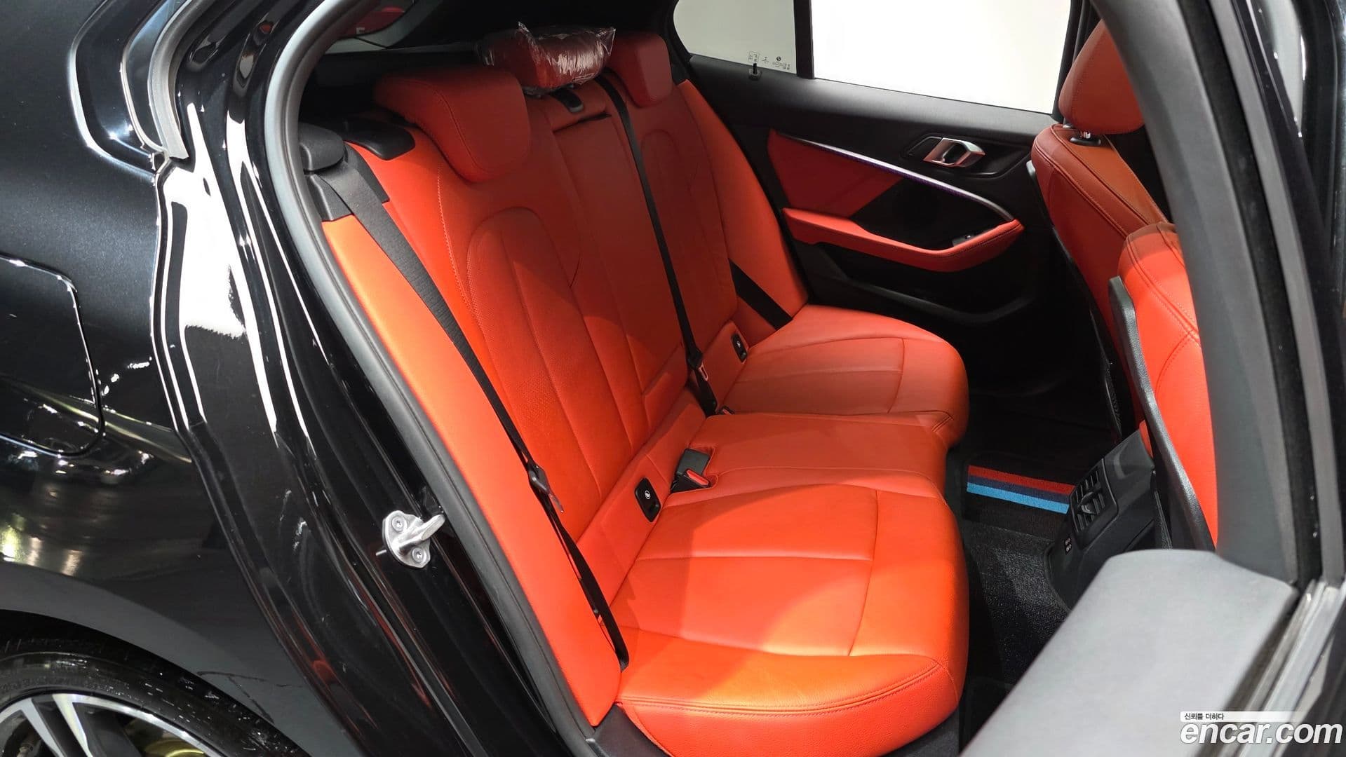 Main__Slider__Photo:1-Series BMW 2021.11-11