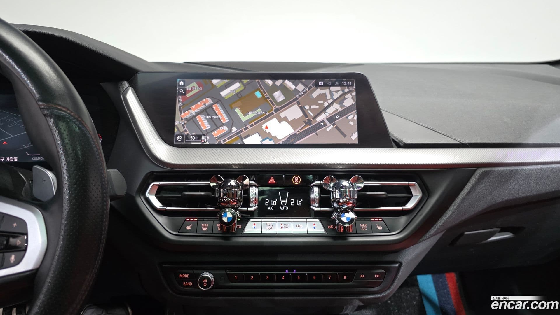 Main__Slider__Photo:1-Series BMW 2021.11-13