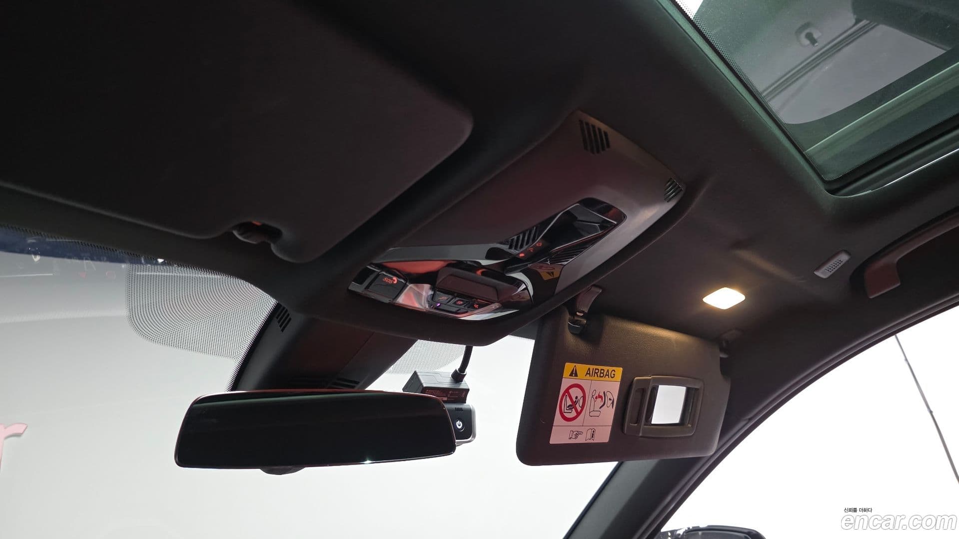 Main__Slider__Photo:1-Series BMW 2021.11-18